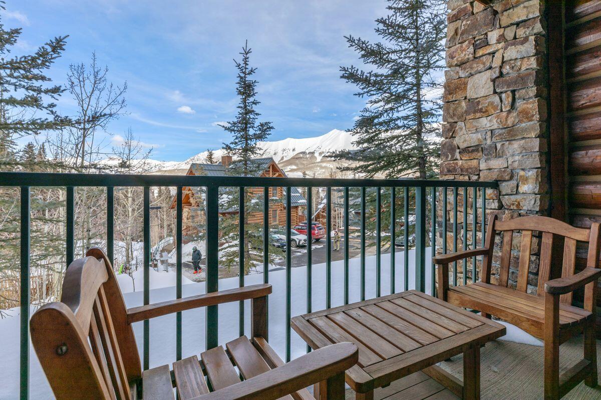 457 Mountain Village Boulevard