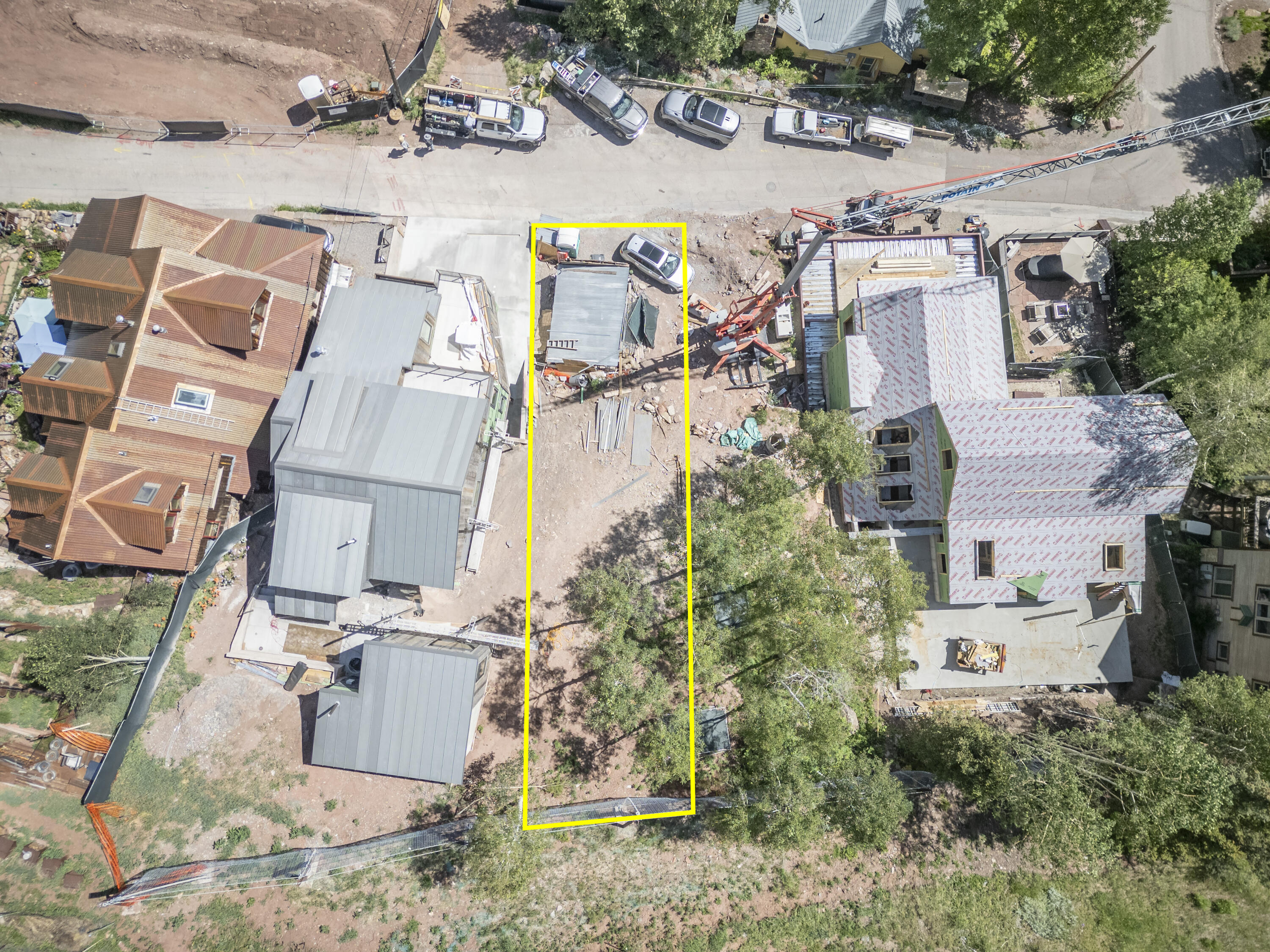 207 E Gregory Avenue