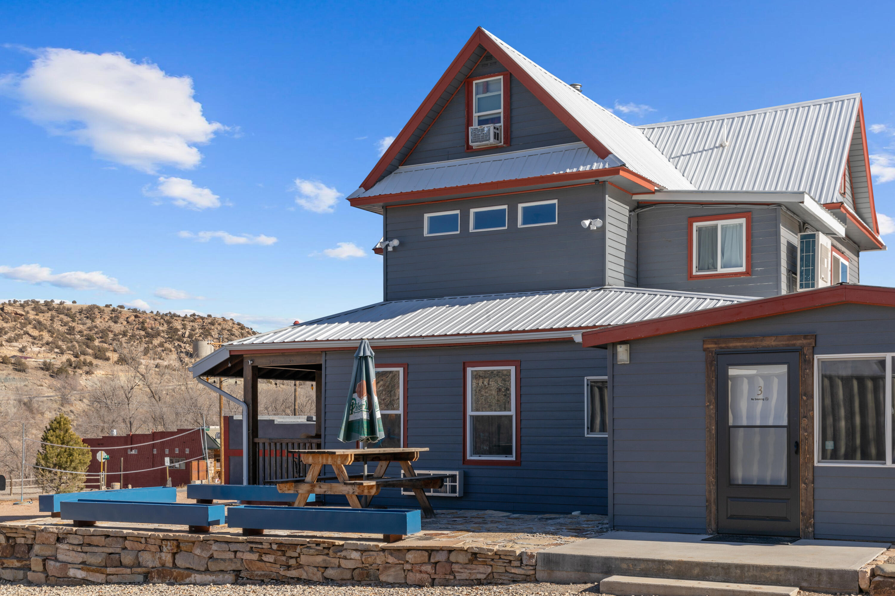 153 E Main Street