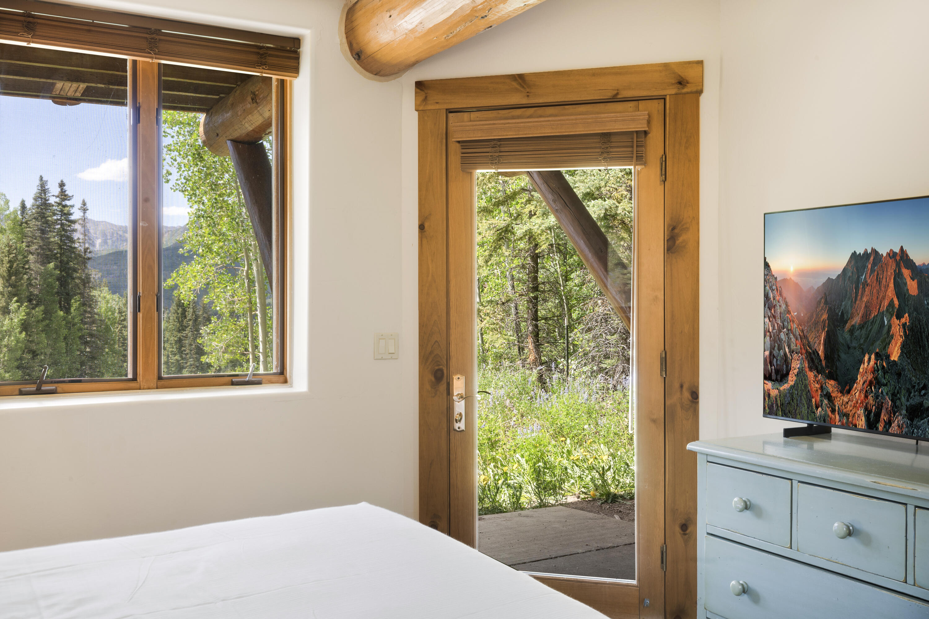 457 Mountain Village Boulevard Unit: Humboldt Cabin