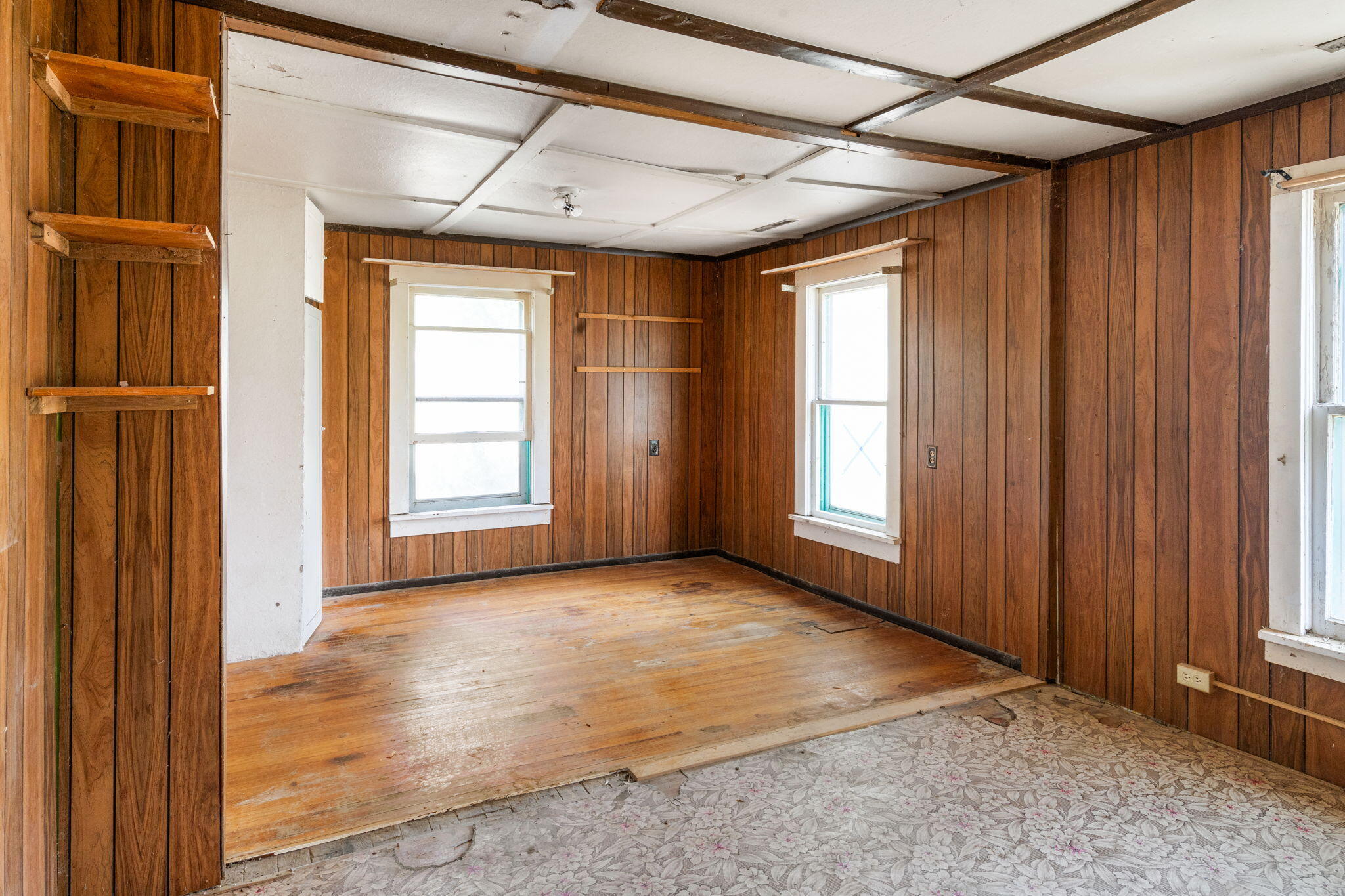 640 W 7th Avenue