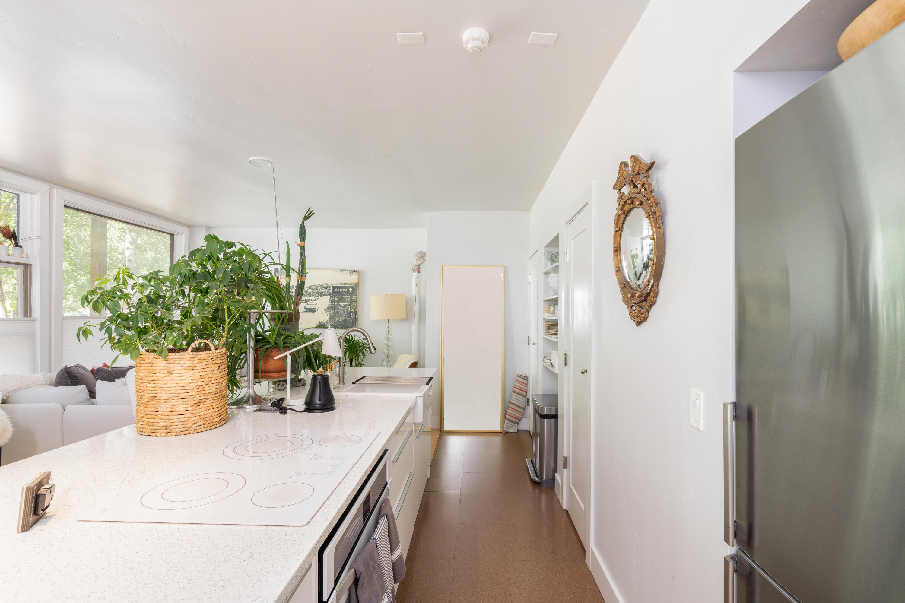 791 W Pacific Avenue