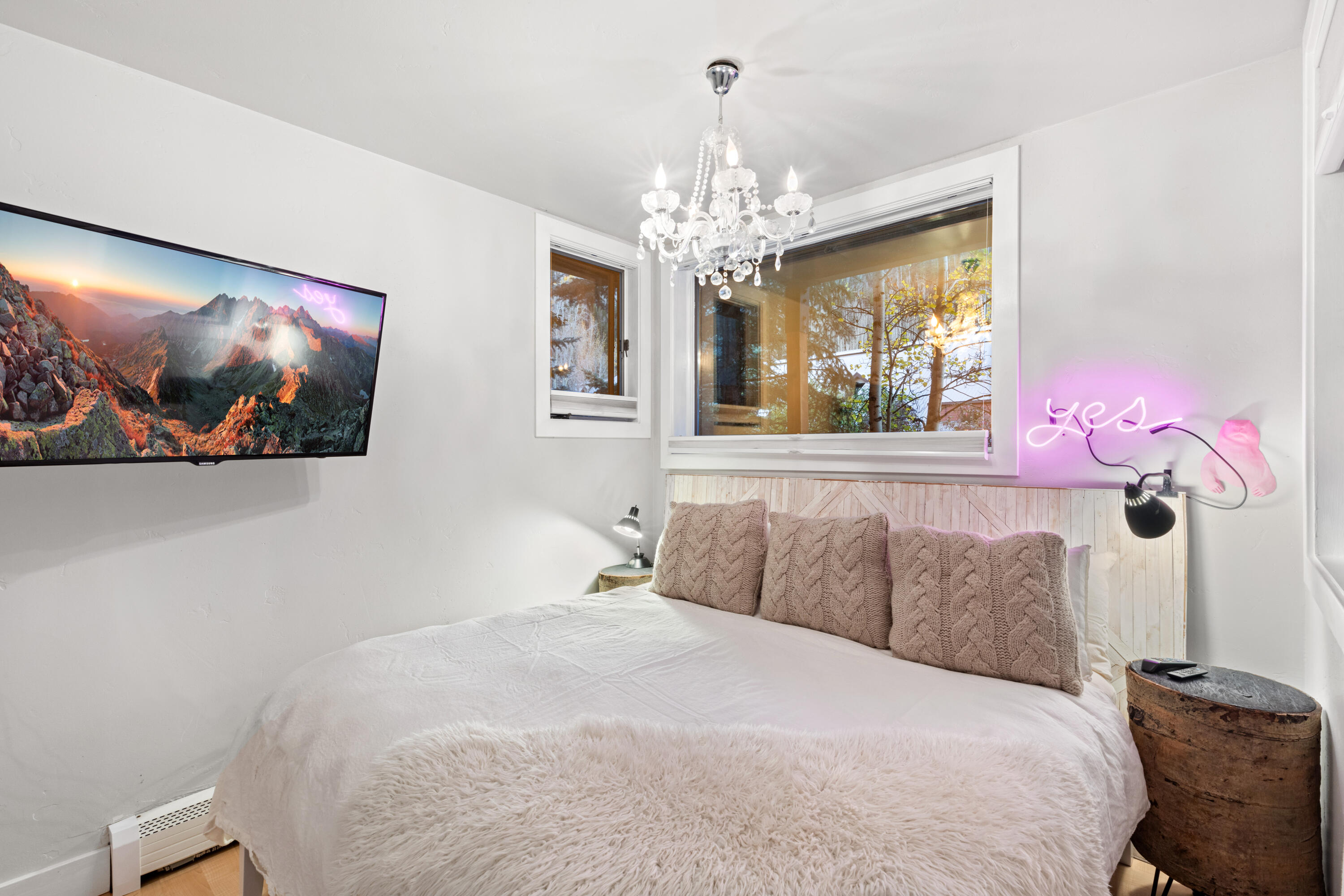 791 W Pacific Avenue