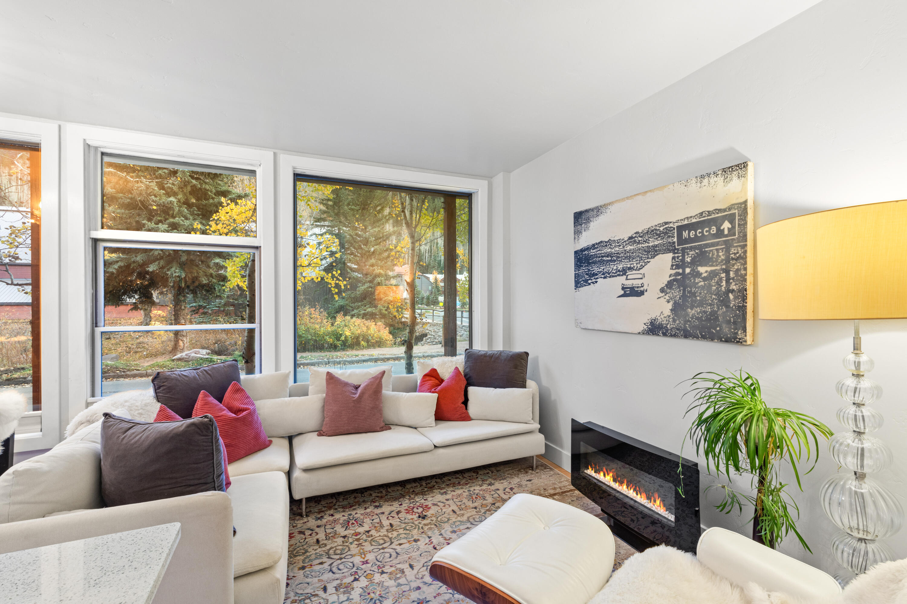 791 W Pacific Avenue