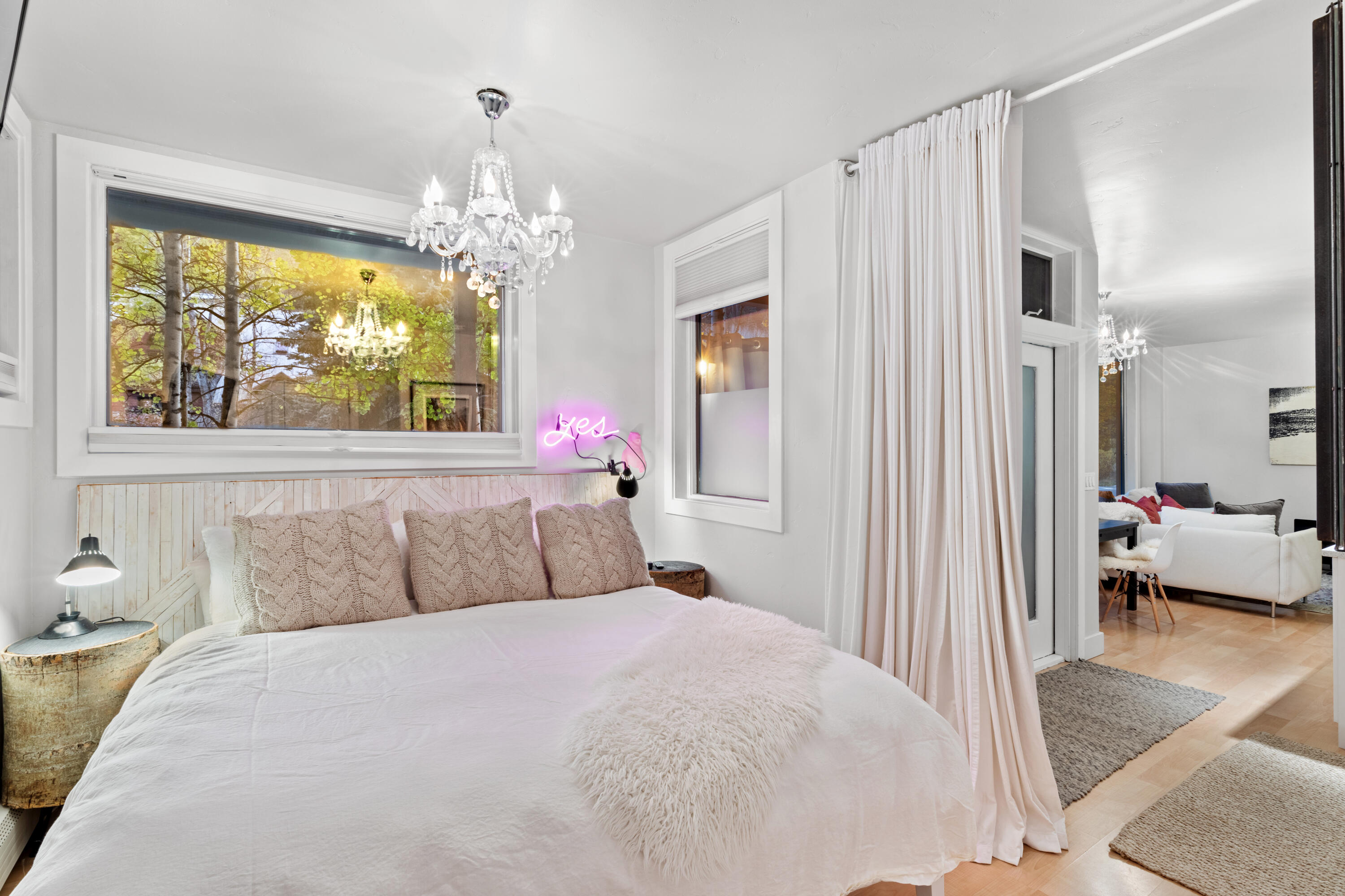 791 W Pacific Avenue