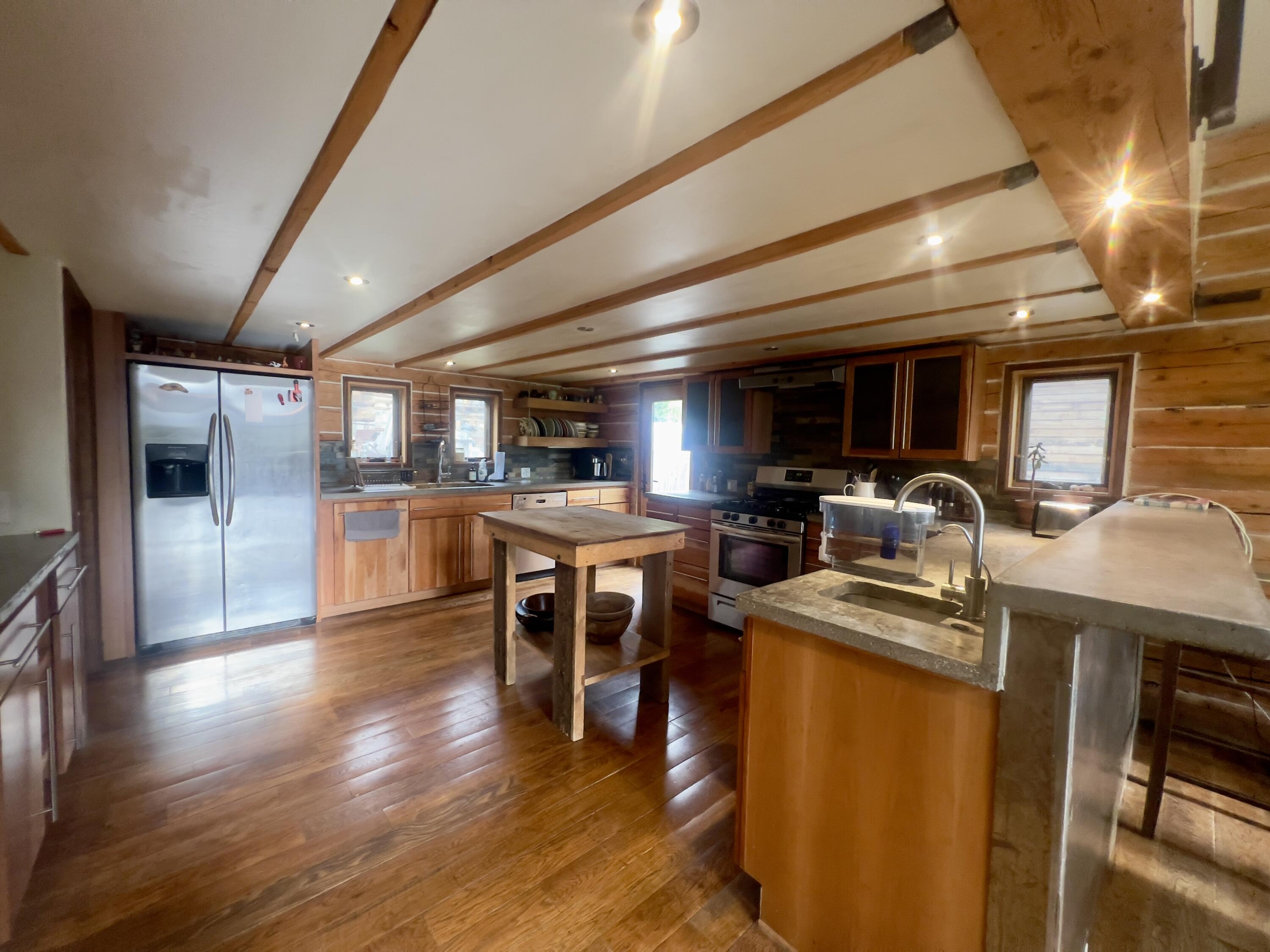 112 Bobtail Street