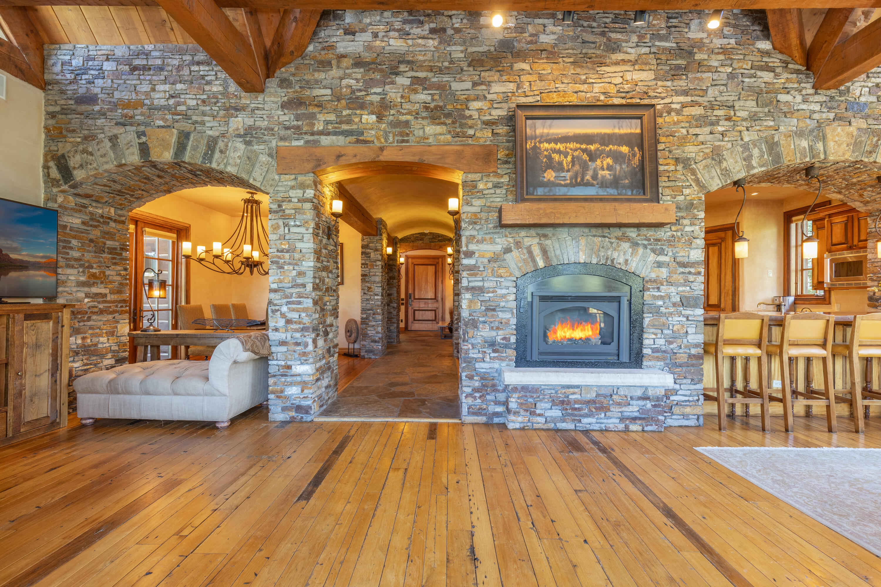 156 Country Club Drive