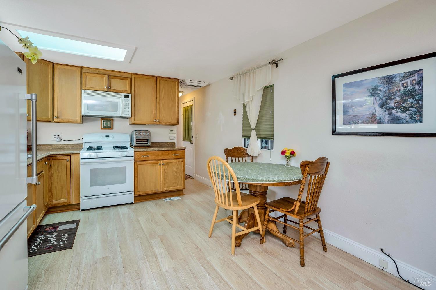 300 Stony Point Rd #423