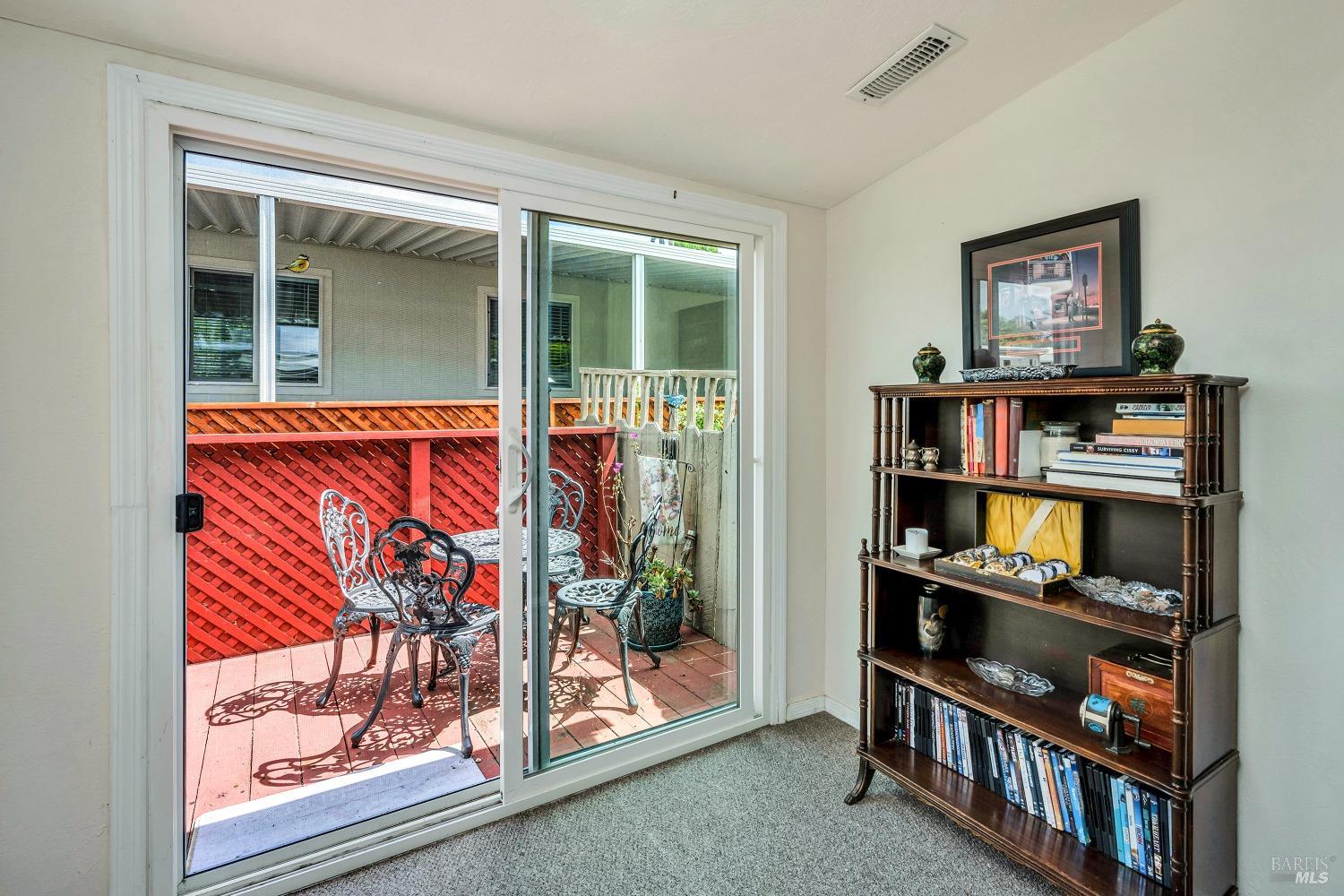 300 Stony Point Rd #423