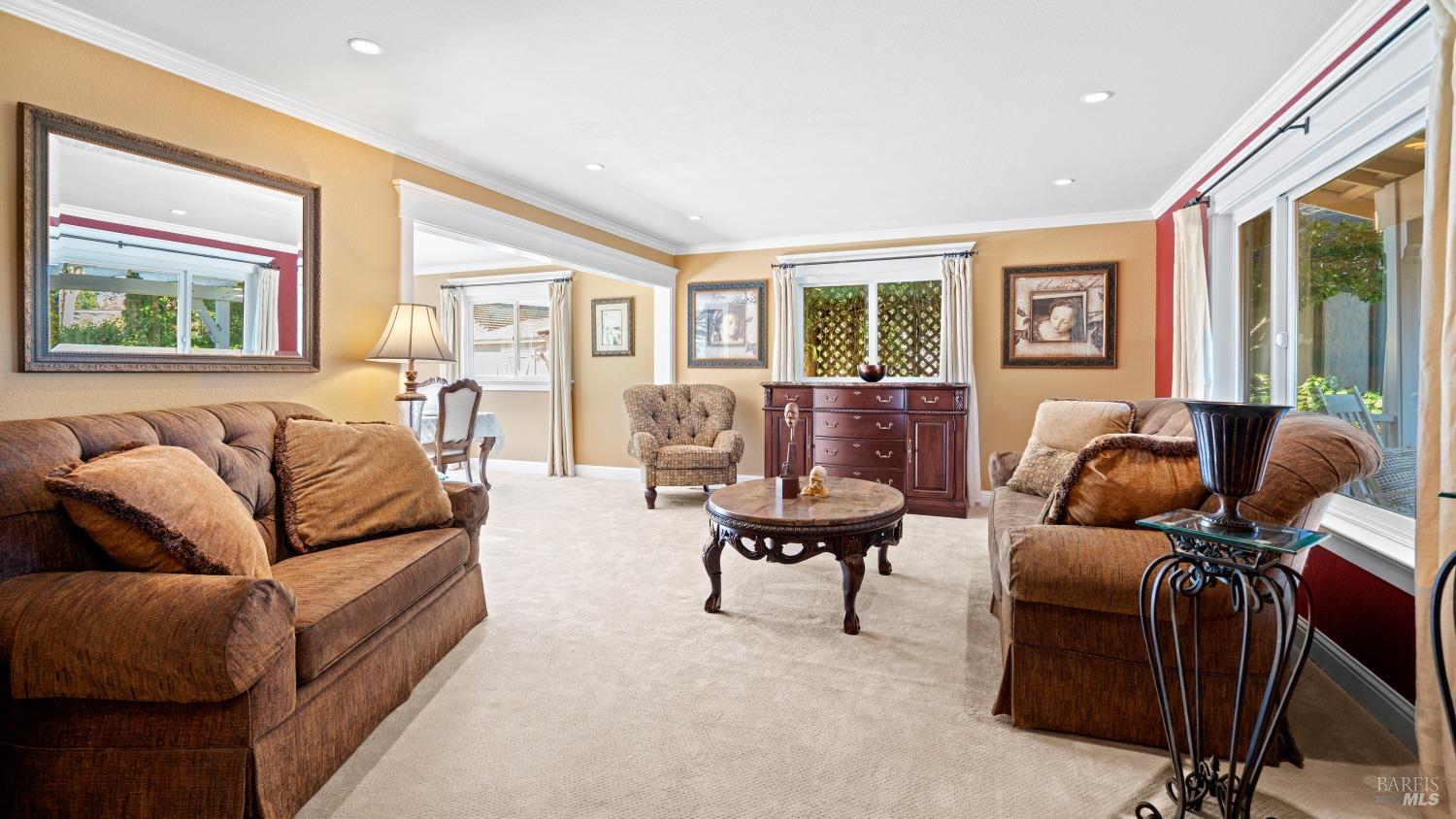 13 Saint Augustine Ct