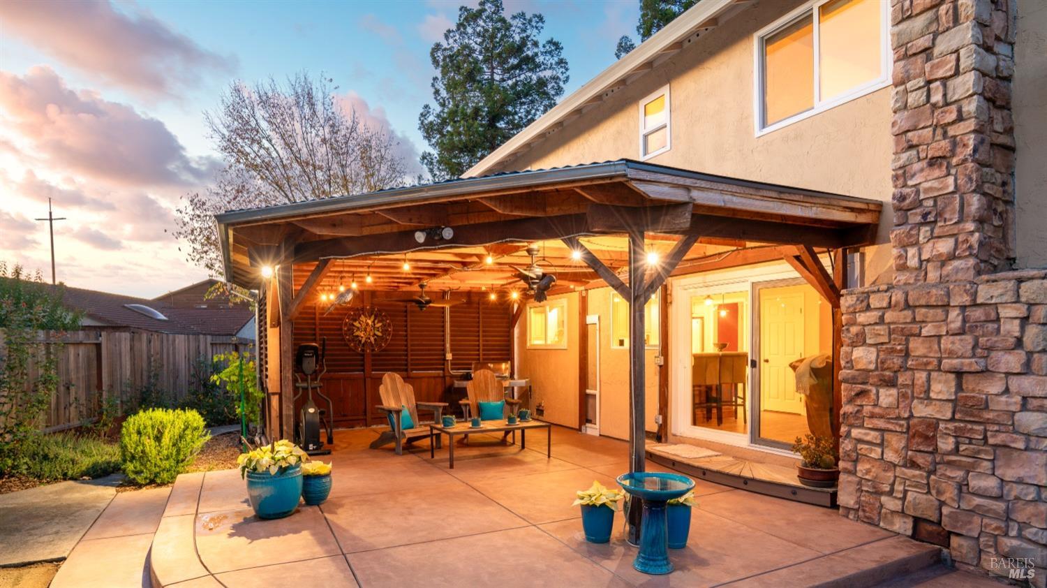 13 Saint Augustine Ct