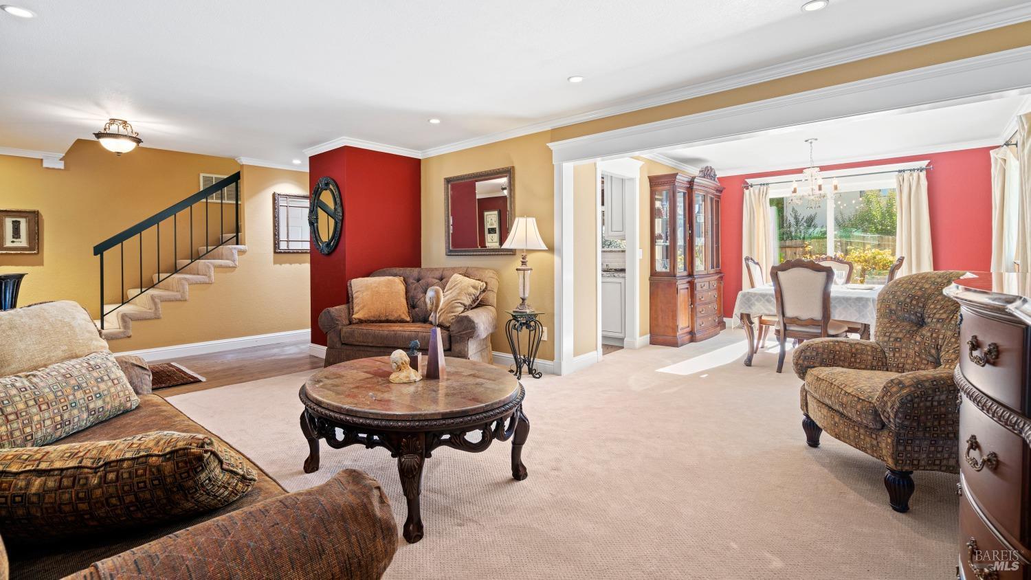 13 Saint Augustine Ct