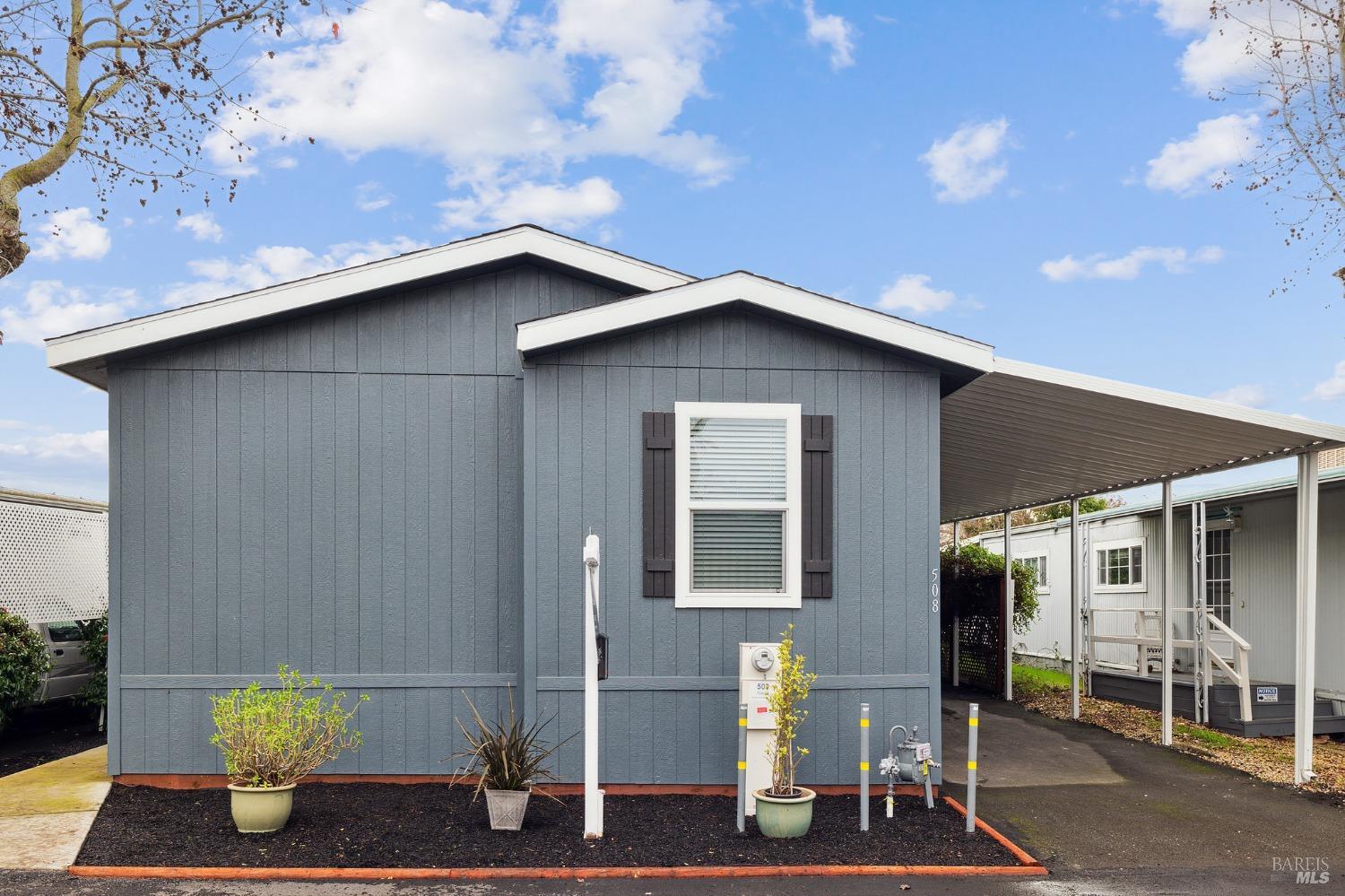 300 Stony Point Rd #508