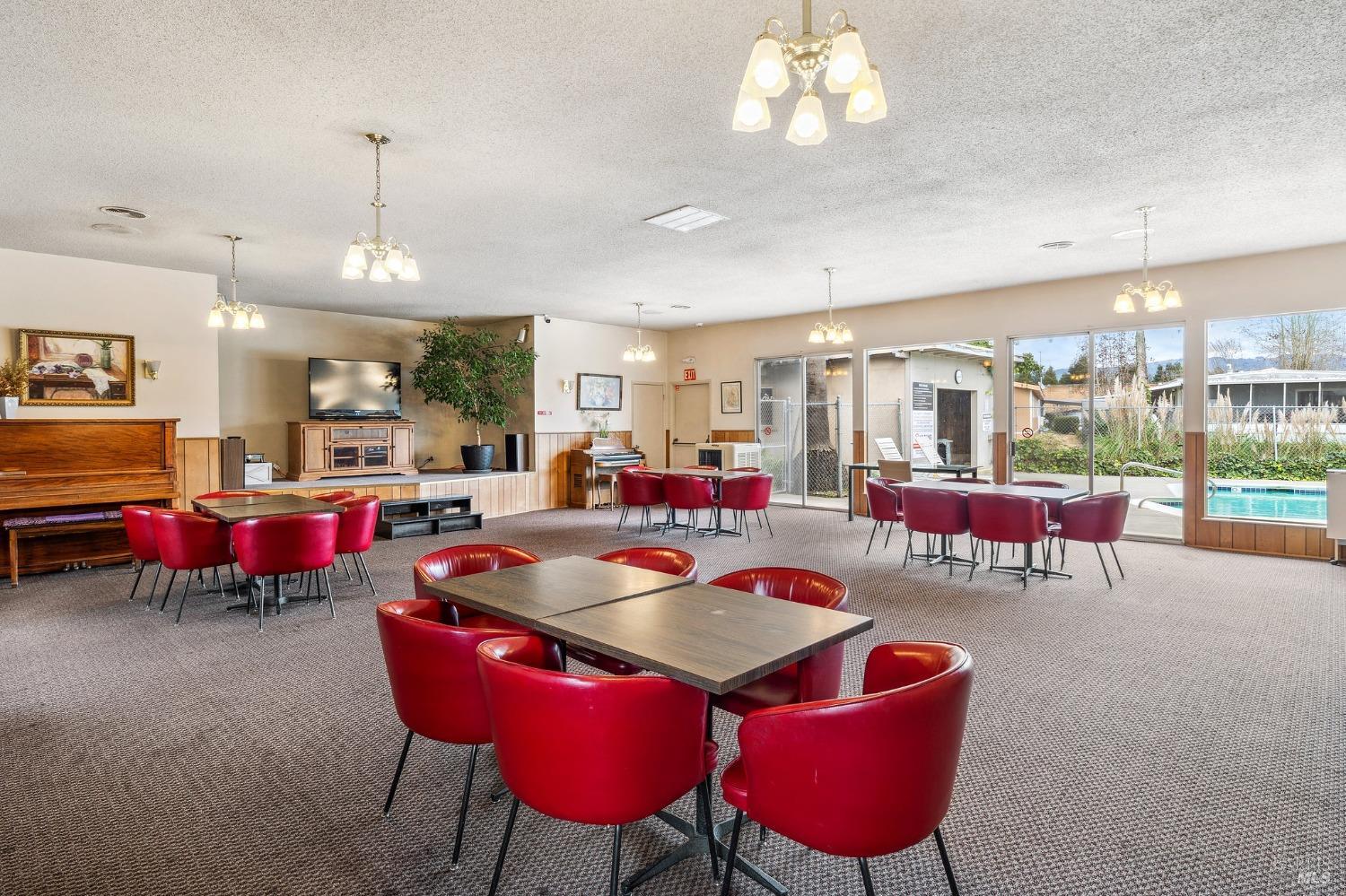 300 Stony Point Rd #508