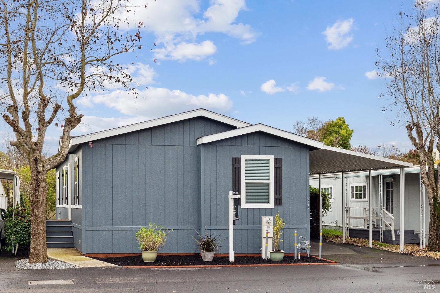 300 Stony Point Rd #508