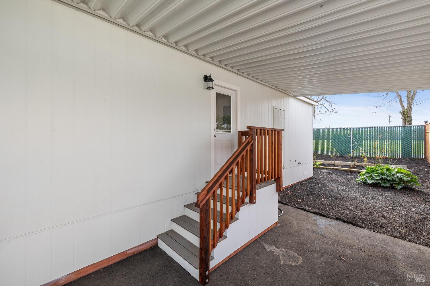 300 Stony Point Rd #425