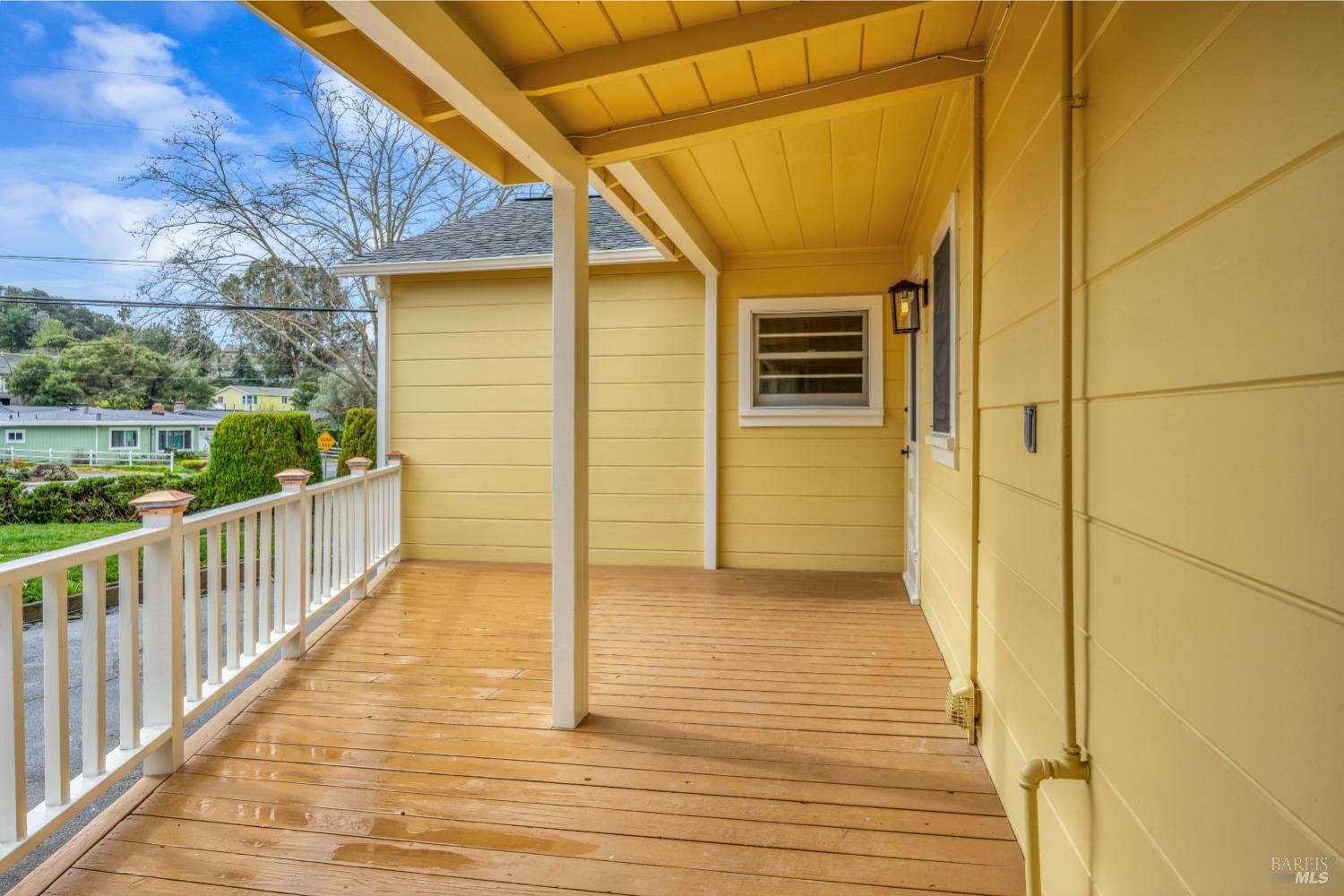 1007 Mountain View Ave