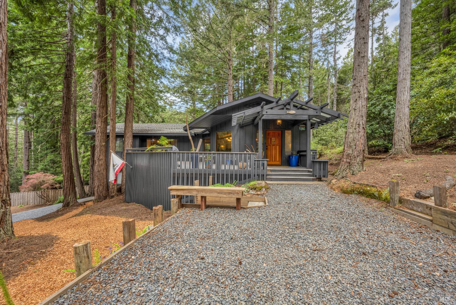 22059 Rust Ct