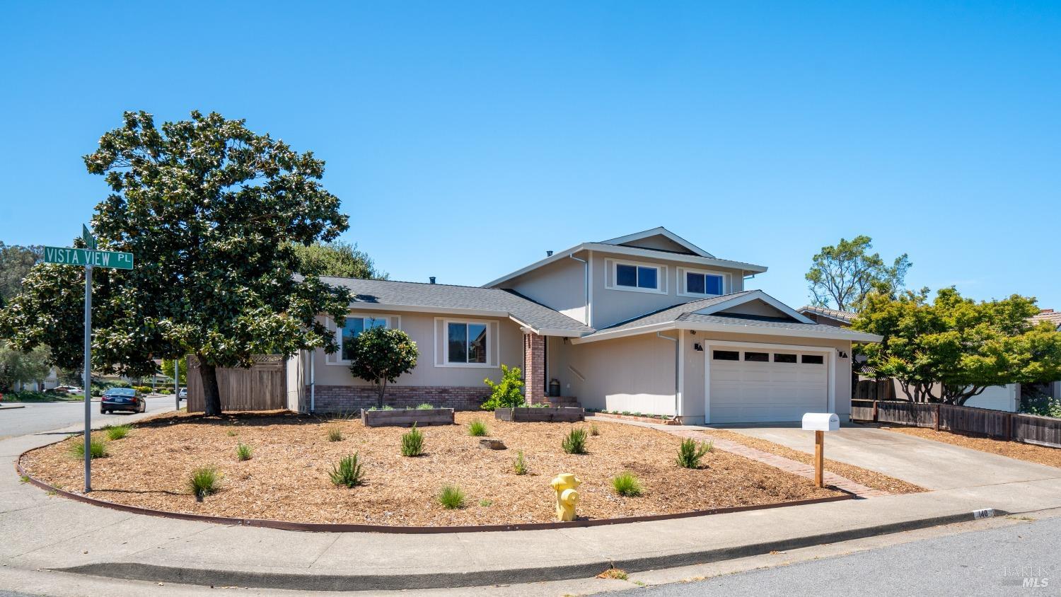 140 Vista View Pl