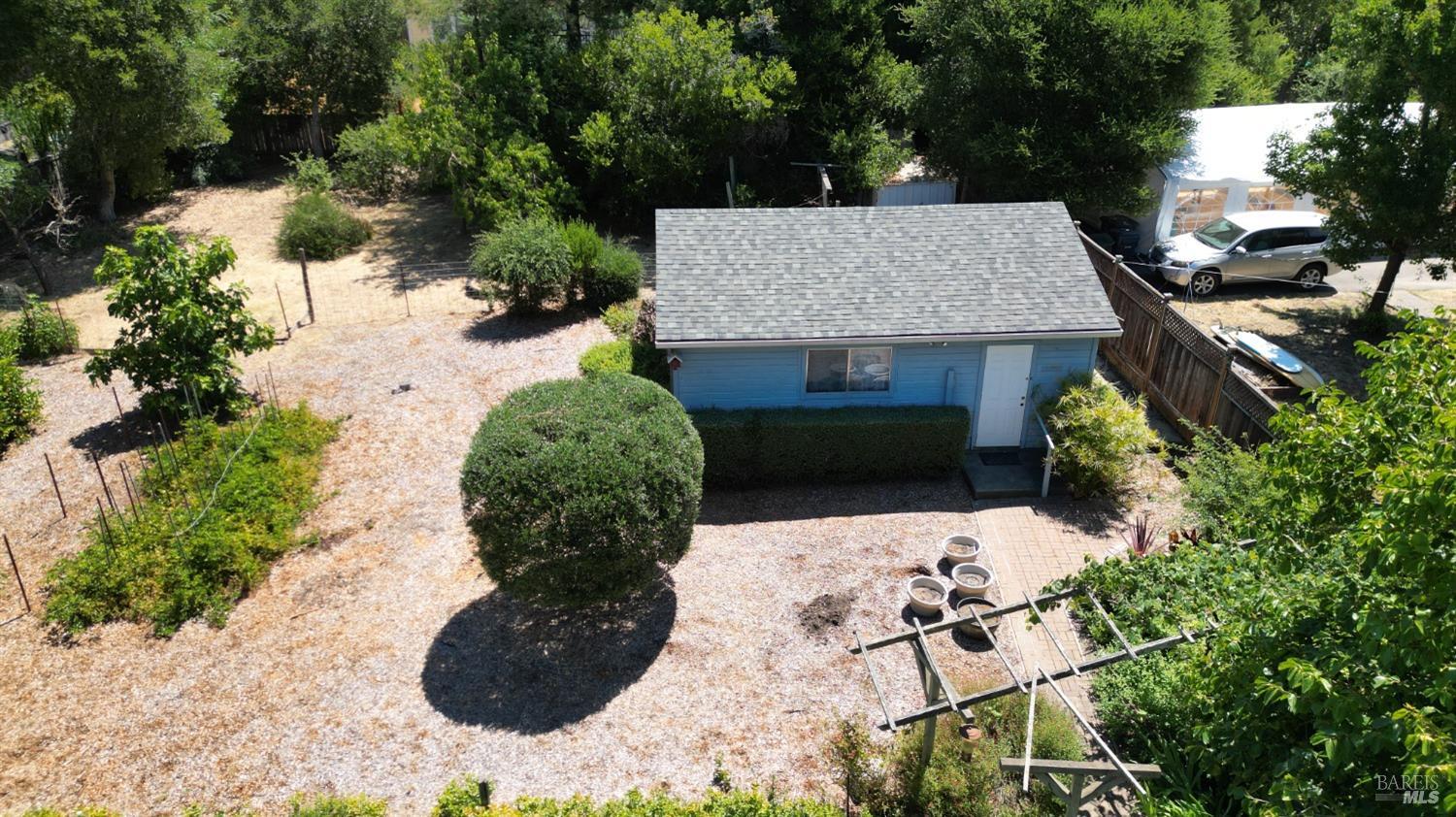 1541 Mountain View Ave