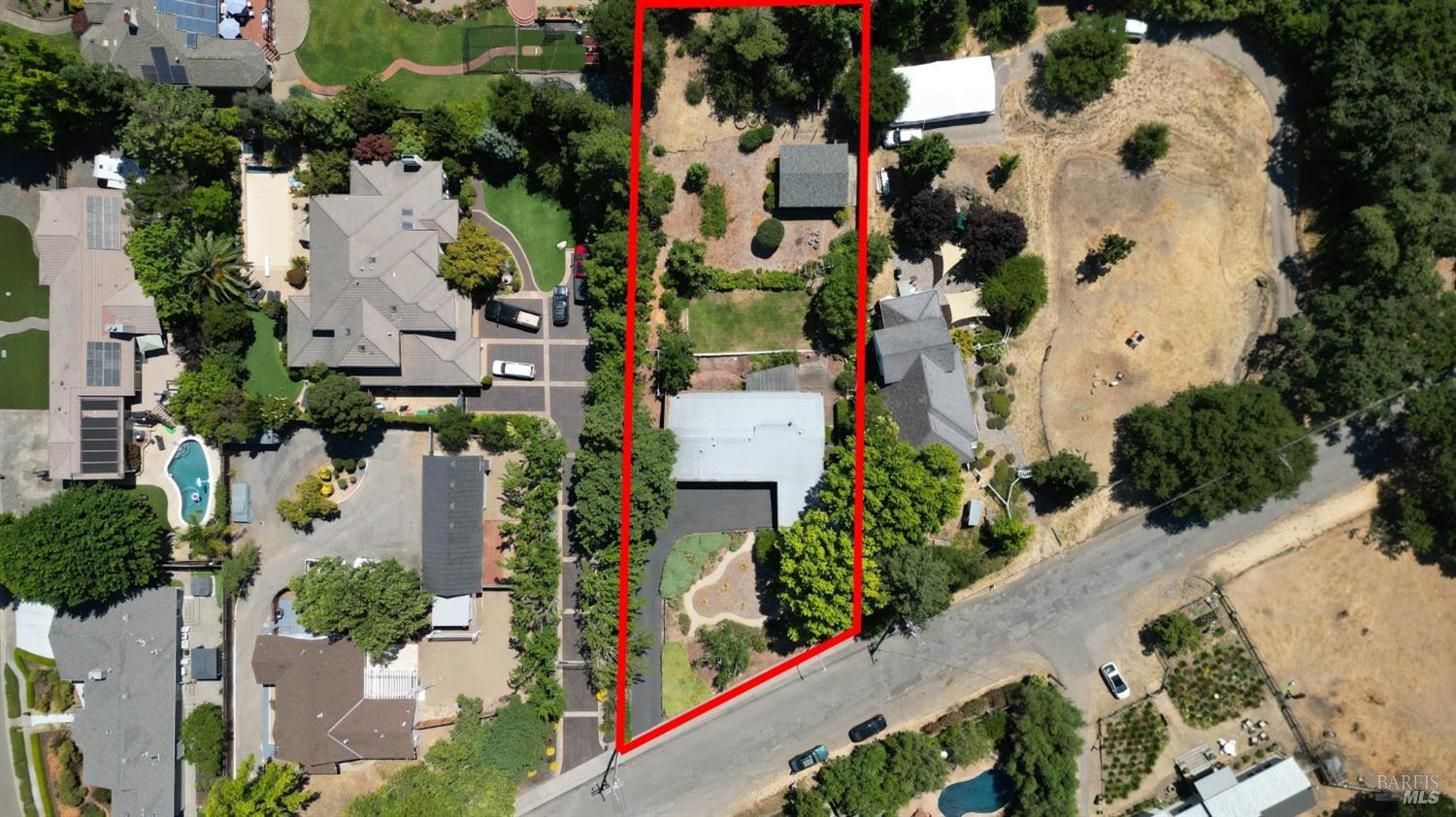 1541 Mountain View Ave