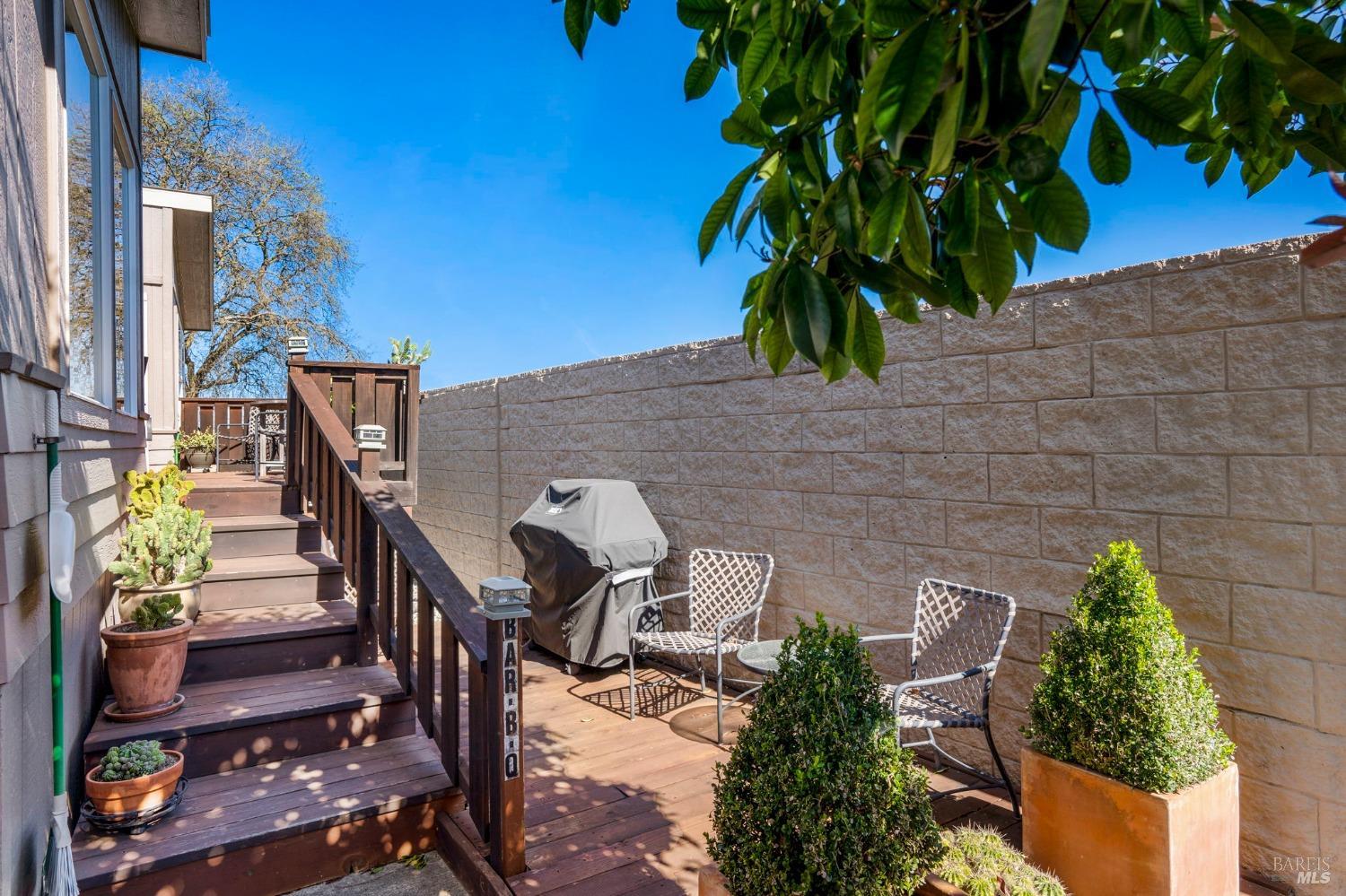 6468 Washington St #143