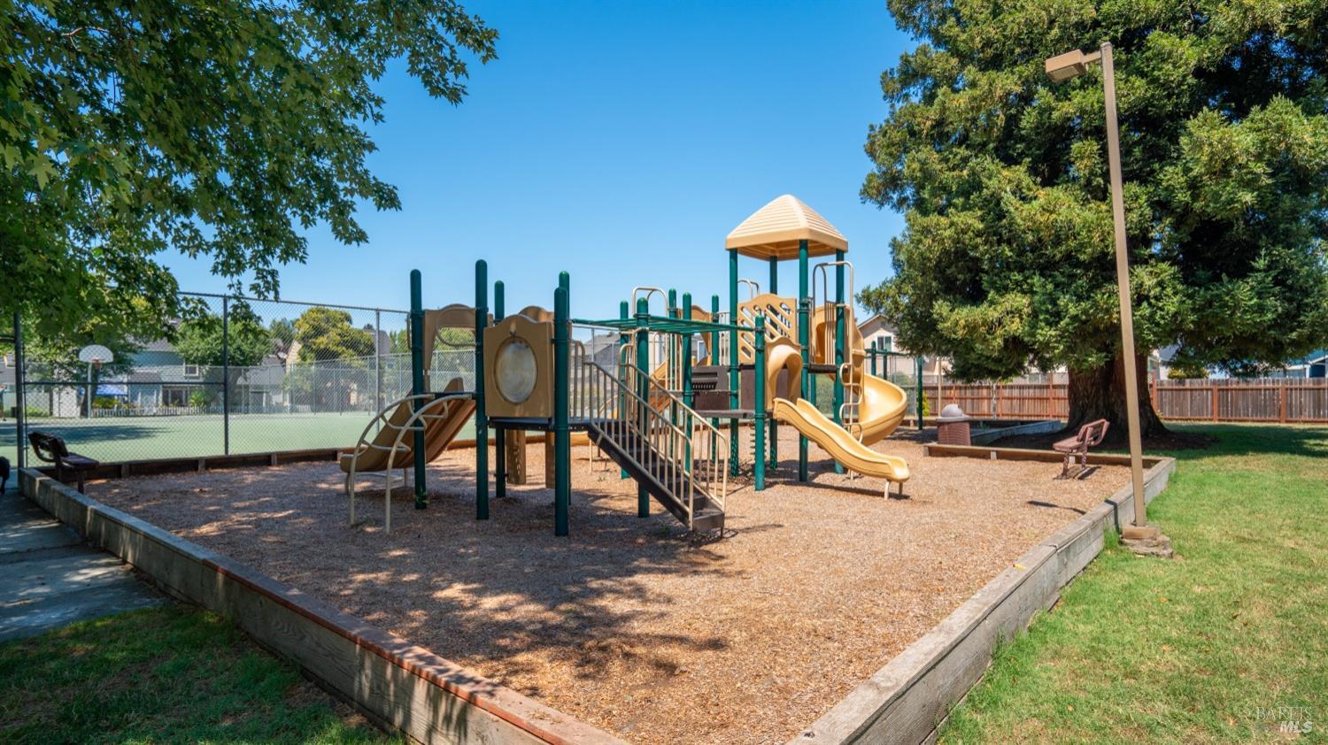 8222 Windmill Farms Dr