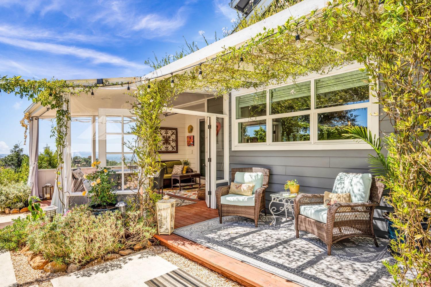 5790 Fairway Knoll Ct