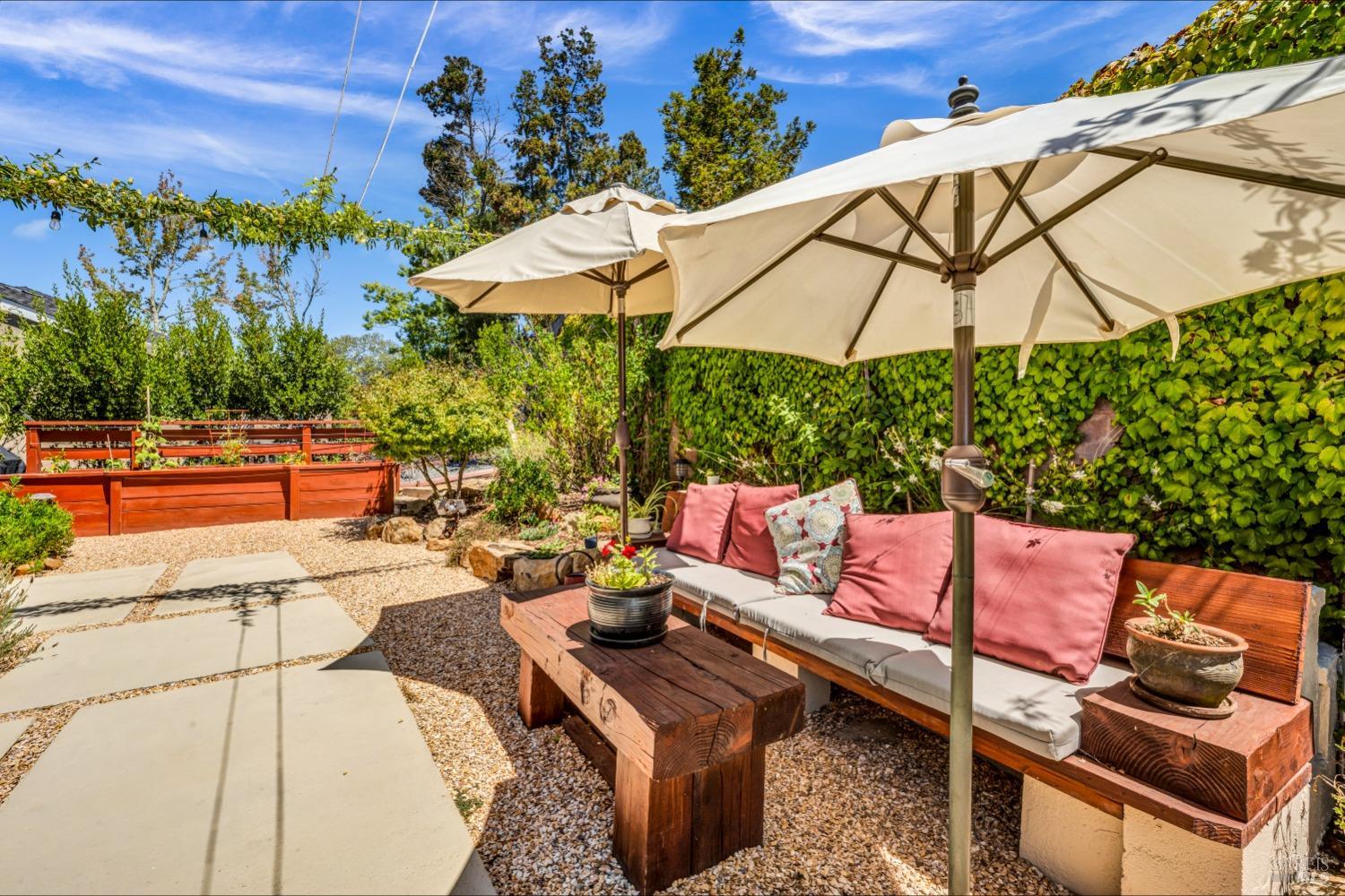 5790 Fairway Knoll Ct