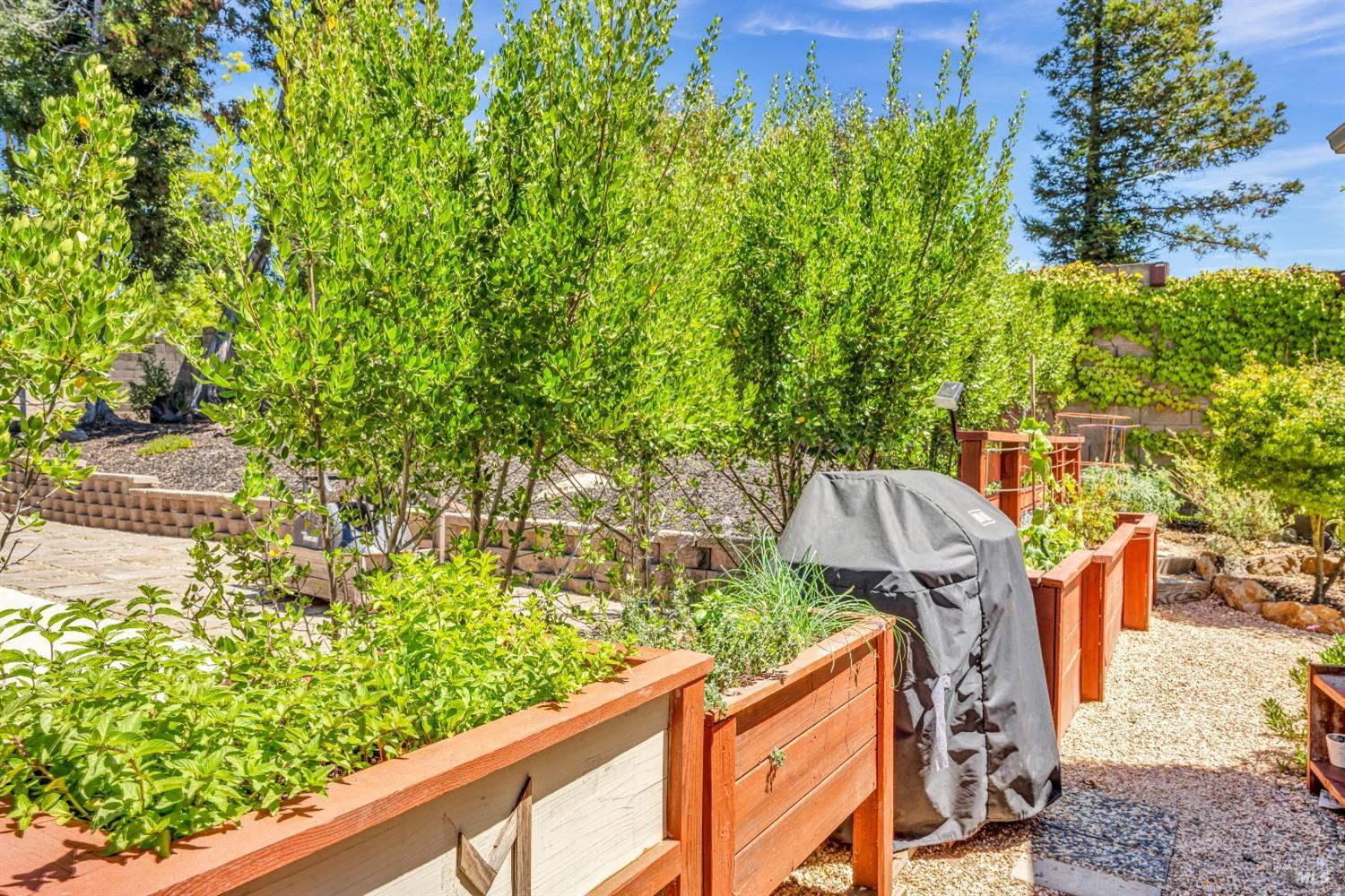 5790 Fairway Knoll Ct