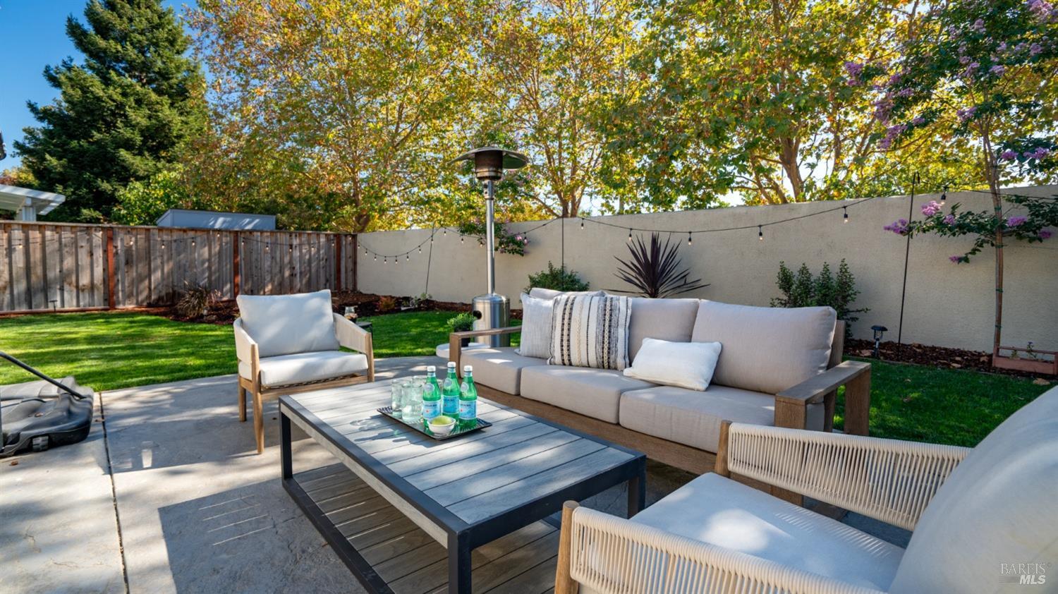 1013 Via Elisabetta Ct