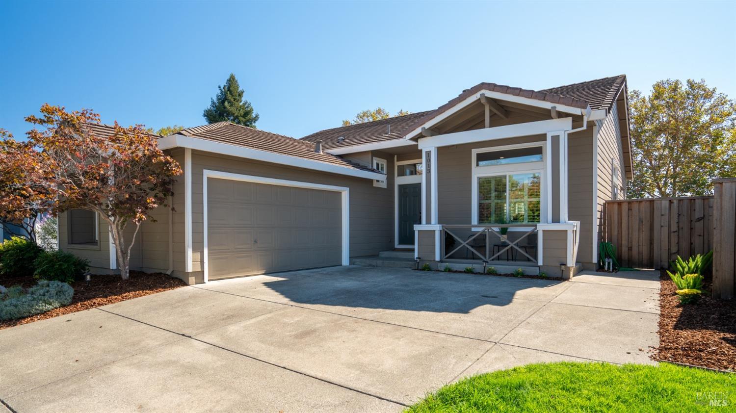 1013 Via Elisabetta Ct