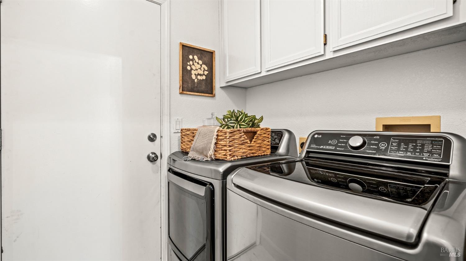 1013 Via Elisabetta Ct