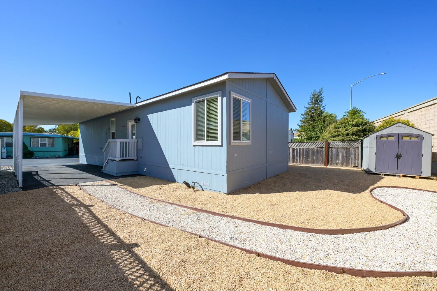 300 Stony Point Rd #253