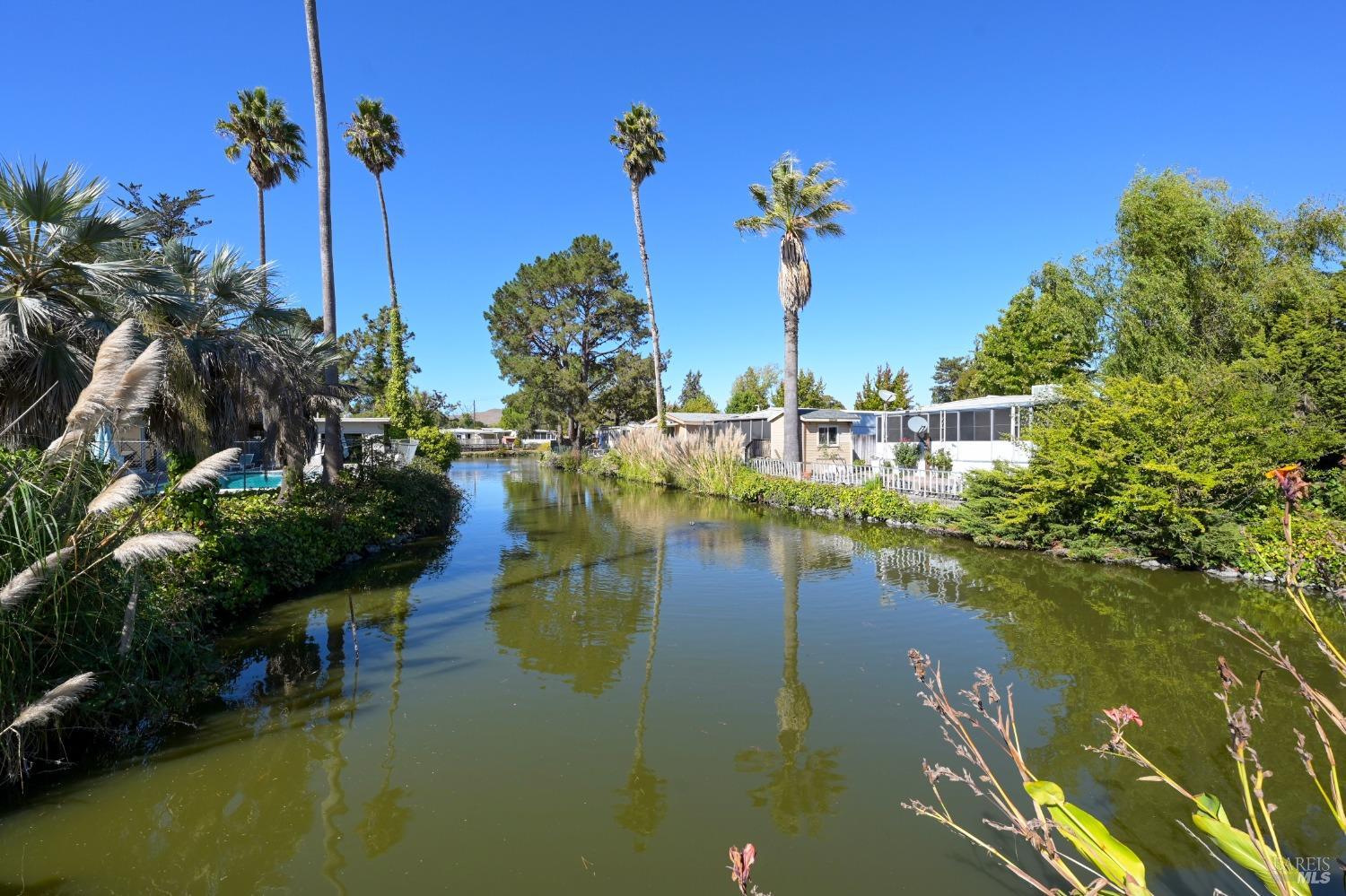 300 Stony Point Rd #253