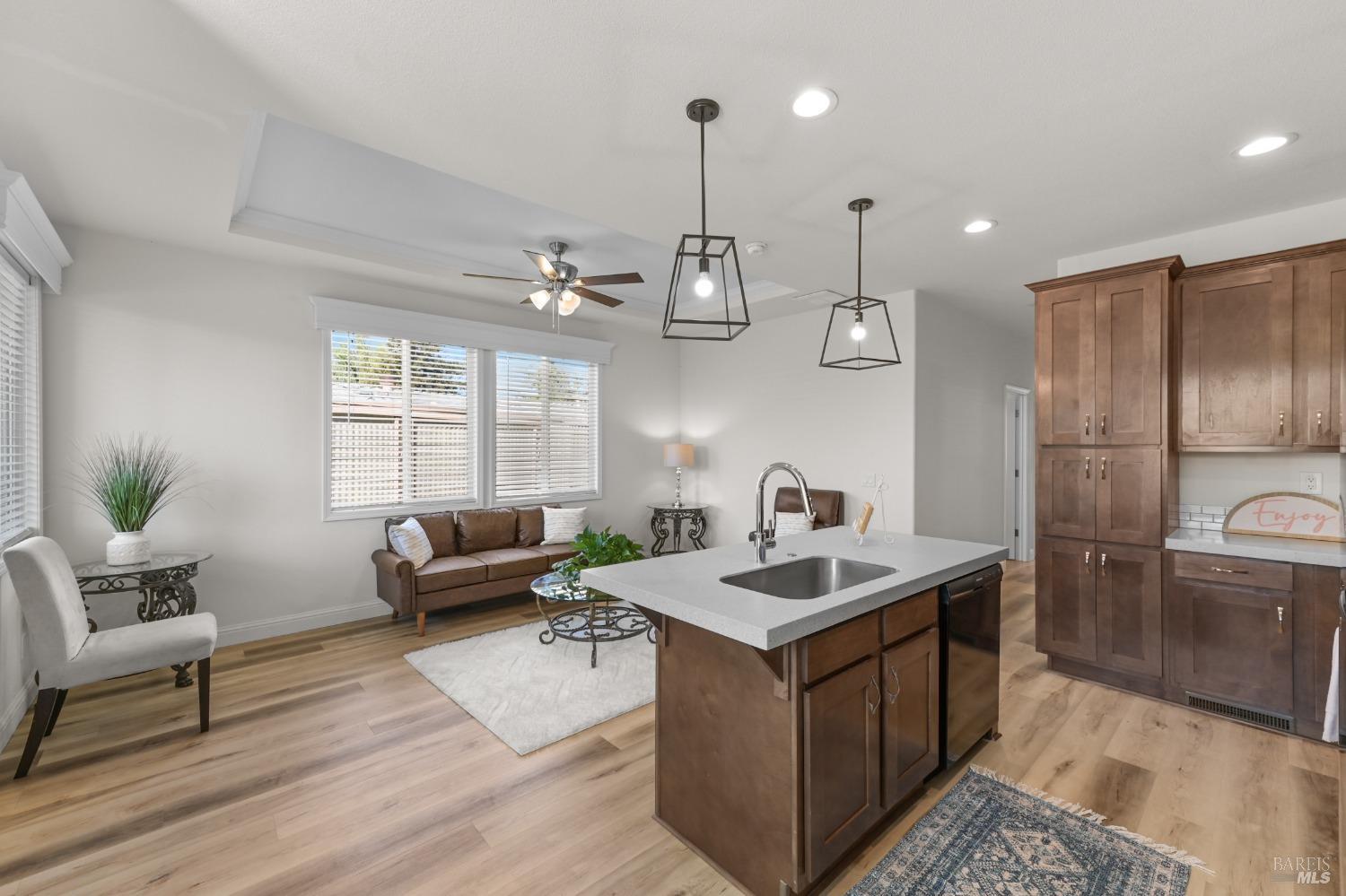 300 Stony Point Rd #253