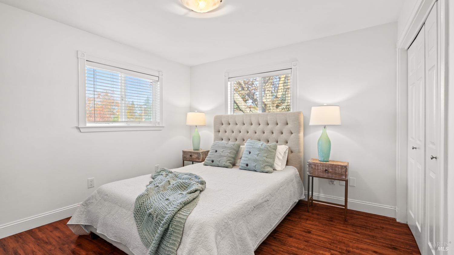 910 Mountain View Ave