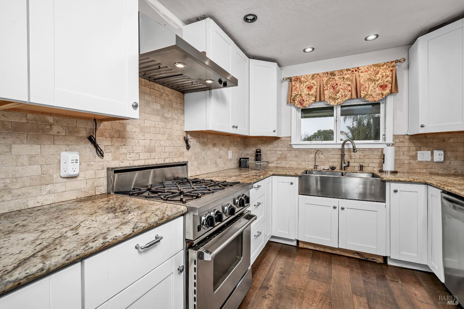 1789-1801 Paradise Ln