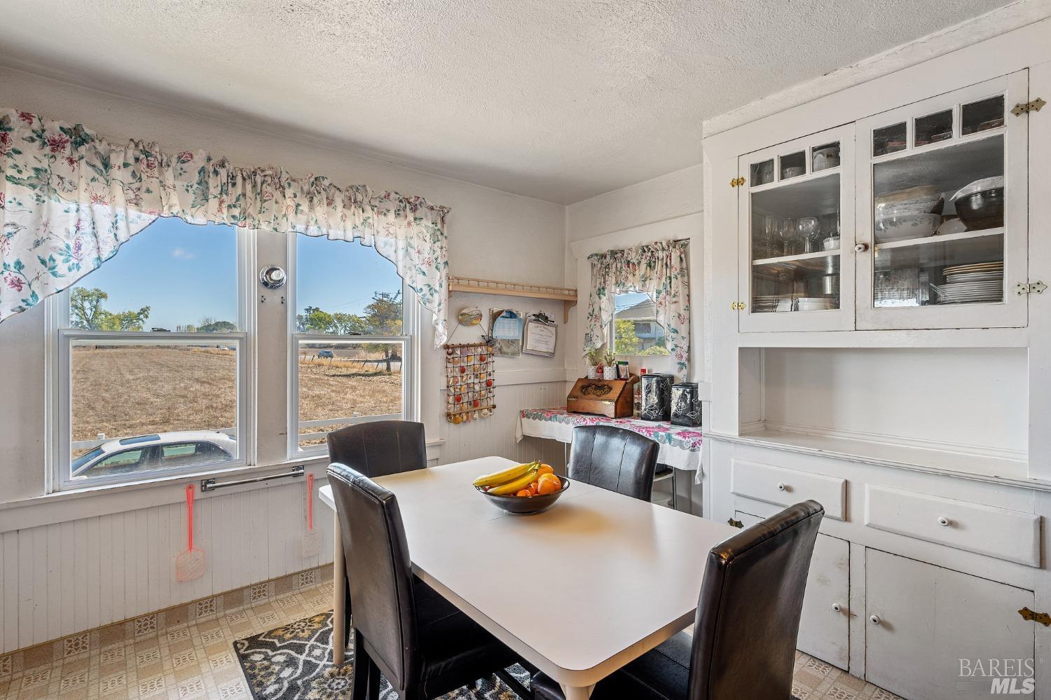 4091 Lakeville Hwy