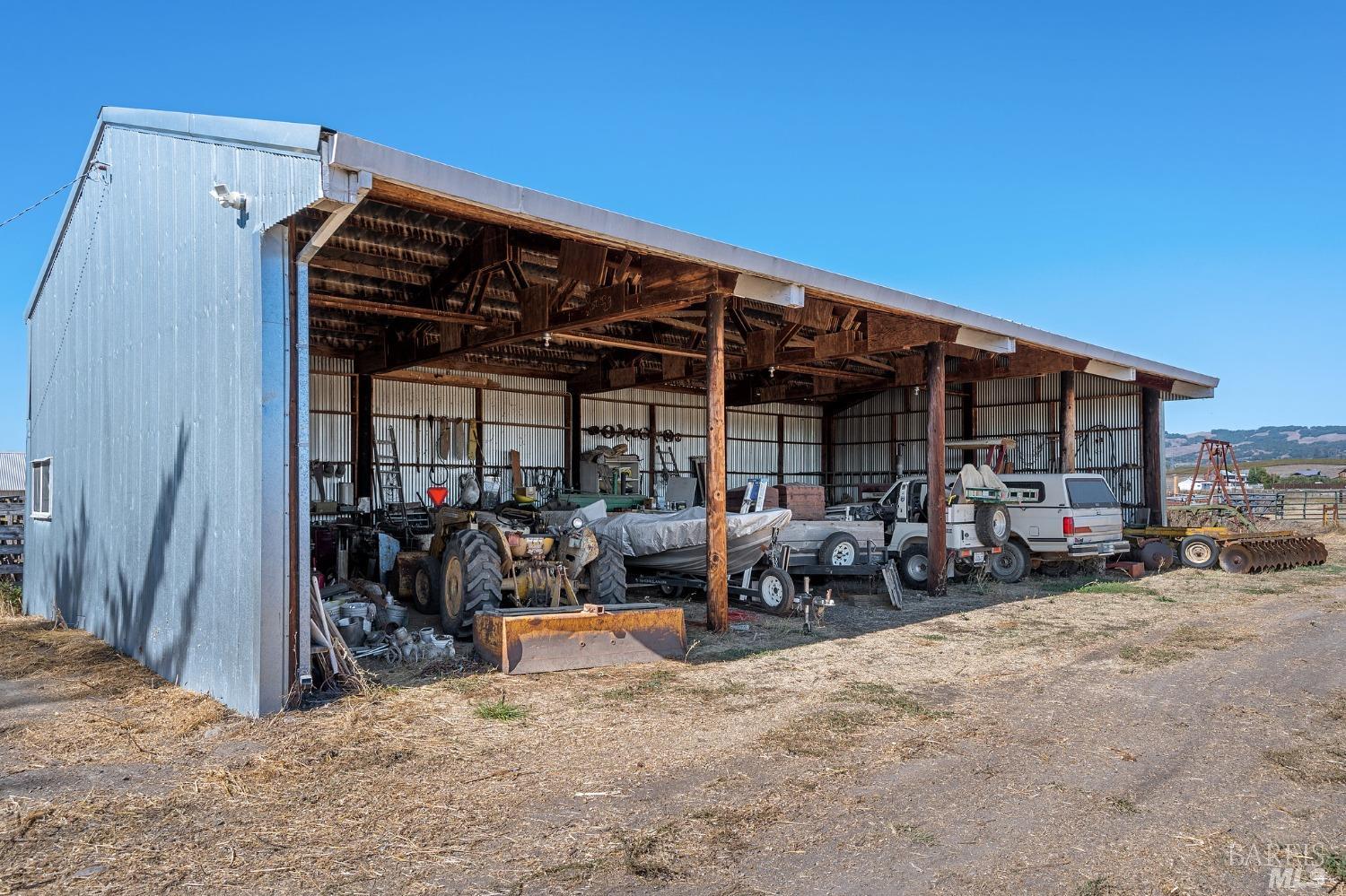 4091 Lakeville Hwy