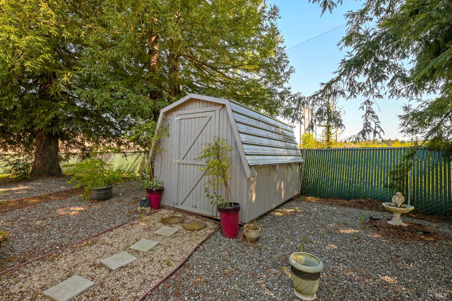 300 Stony Point Rd #255