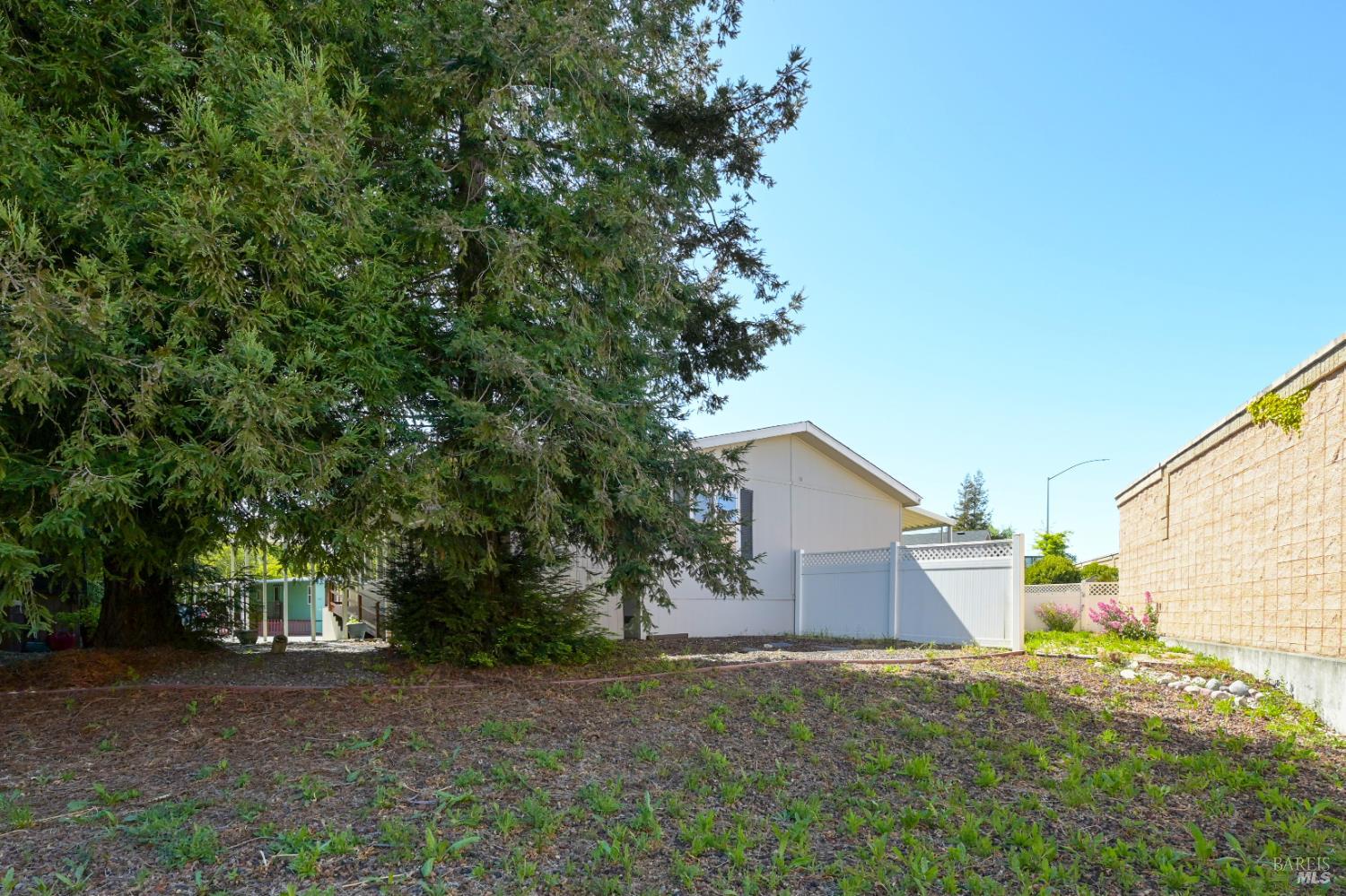 300 Stony Point Rd #255