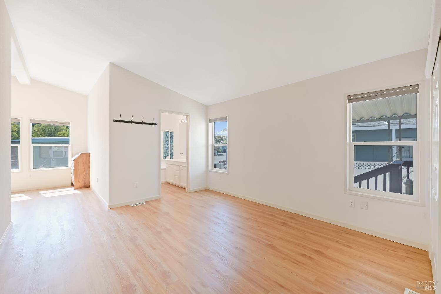 300 Stony Point Rd #255