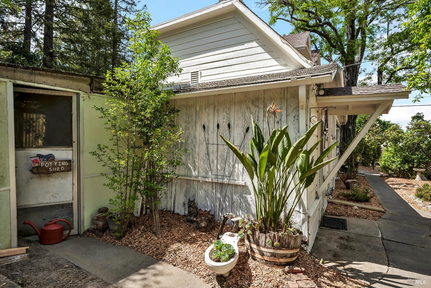 1466 Cooper Rd