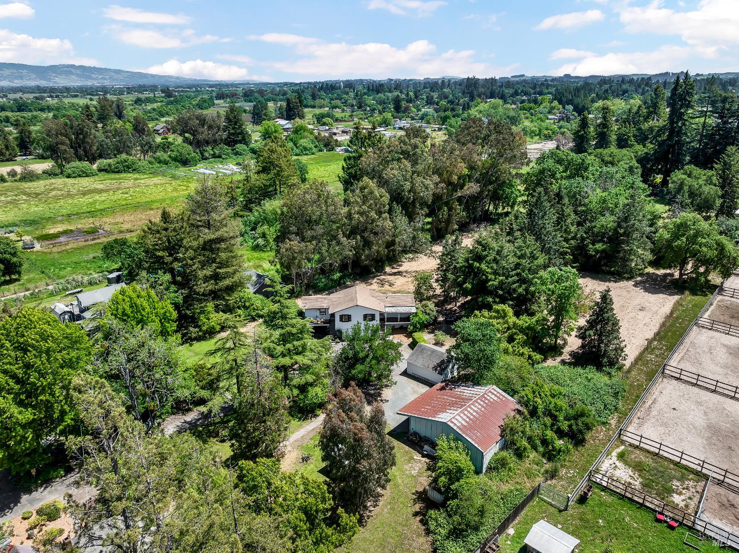 1466 Cooper Rd