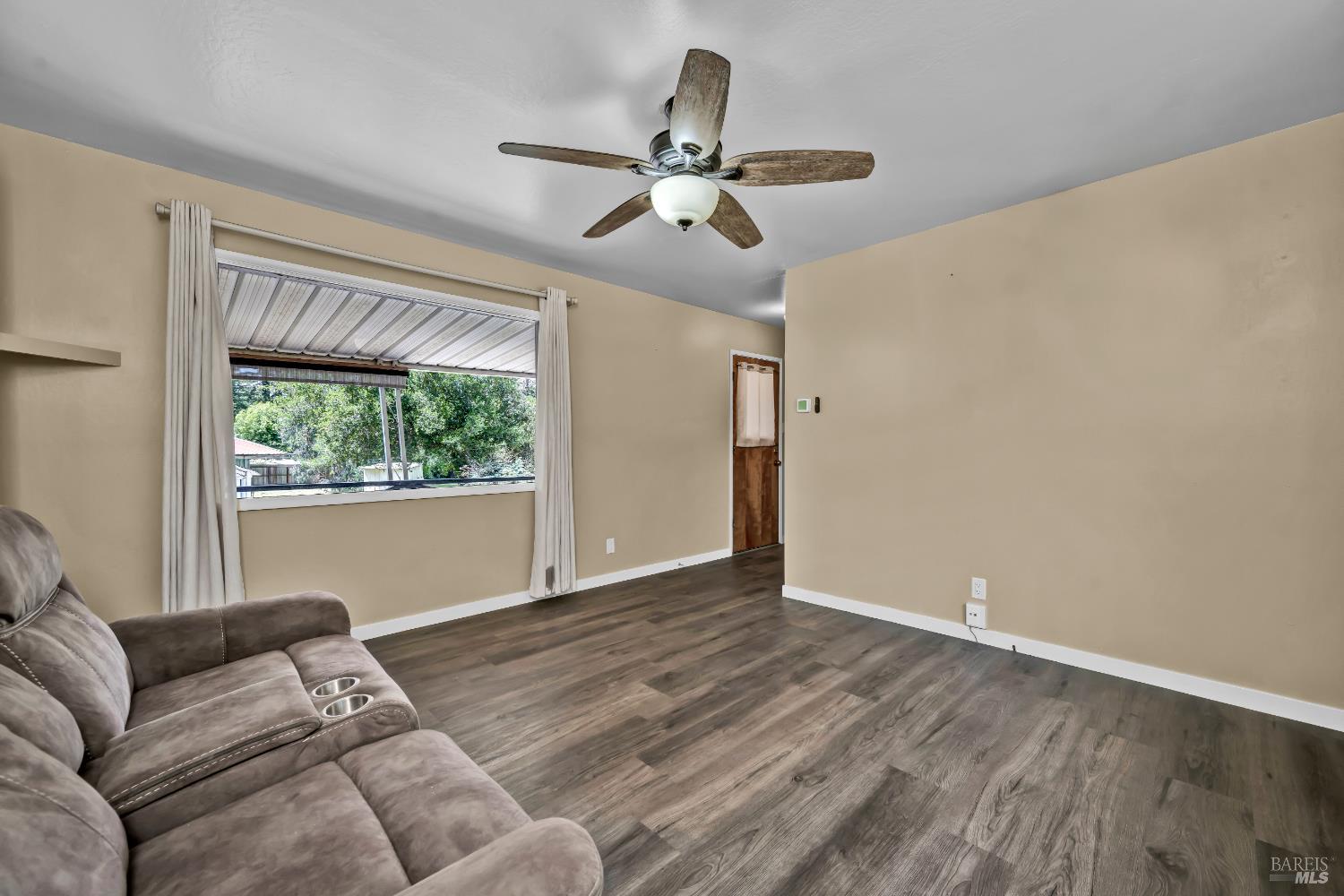 1466 Cooper Rd