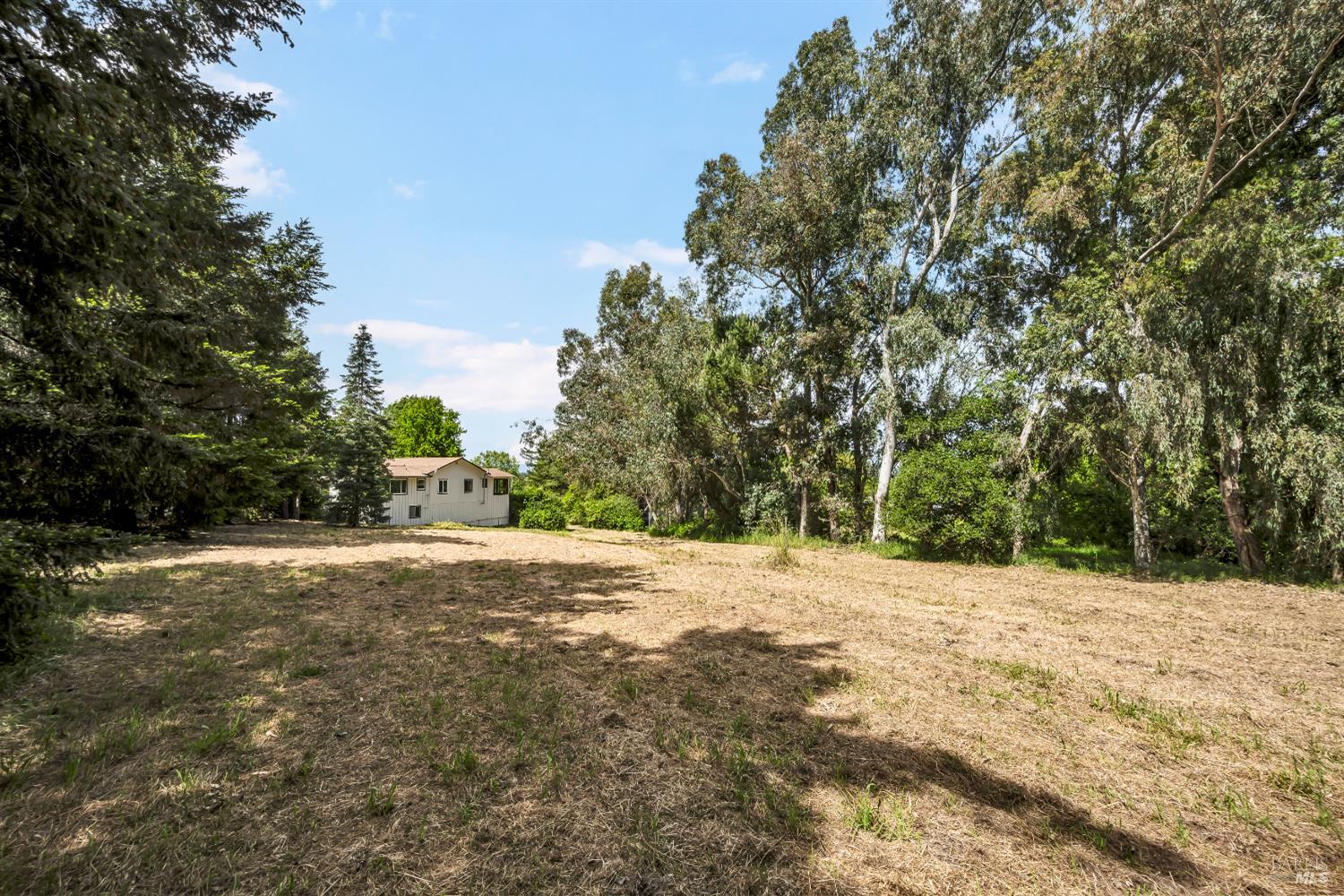 1466 Cooper Rd