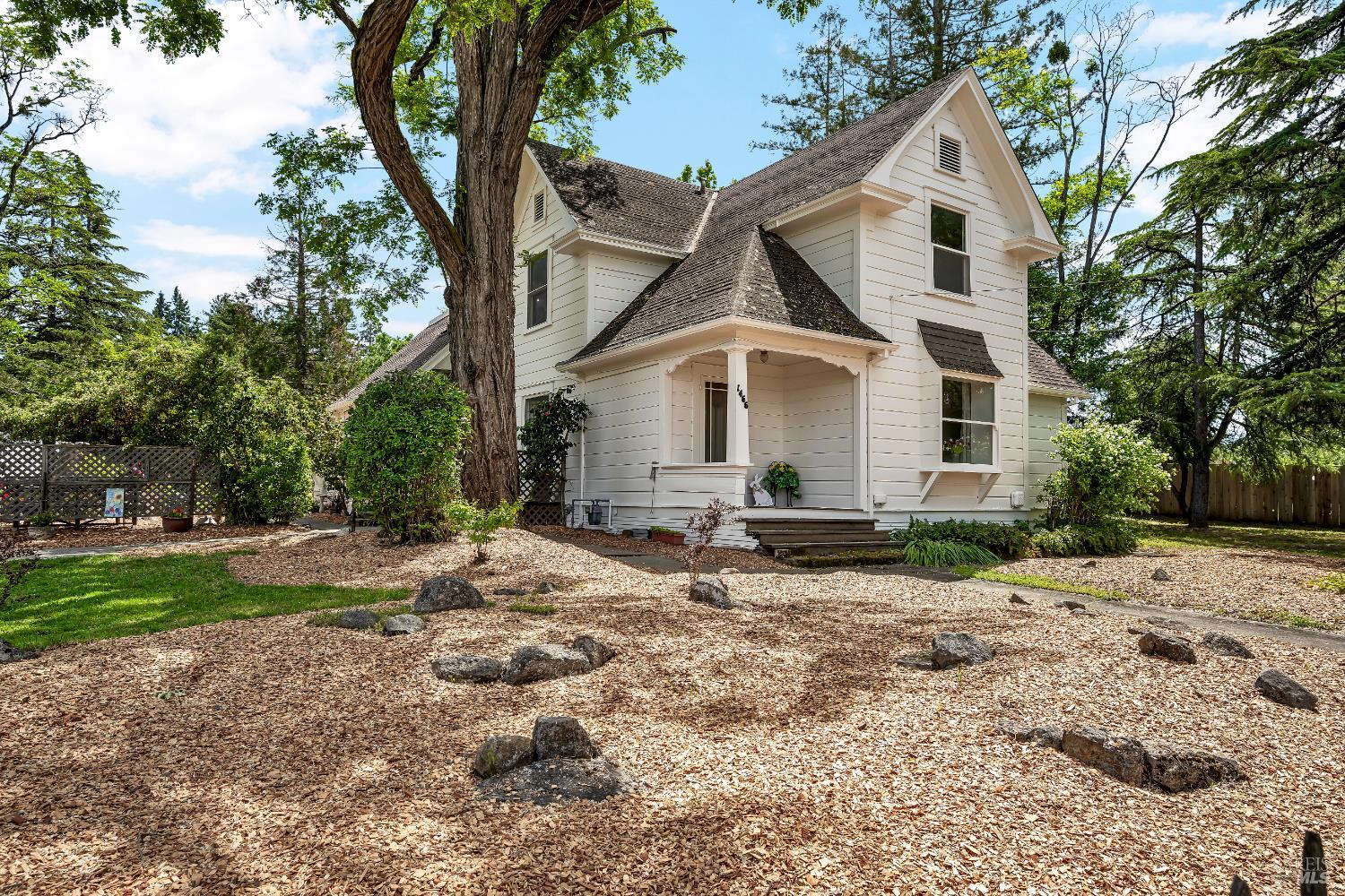 1466 Cooper Rd