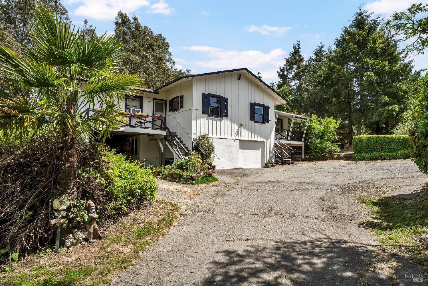 1466 Cooper Rd