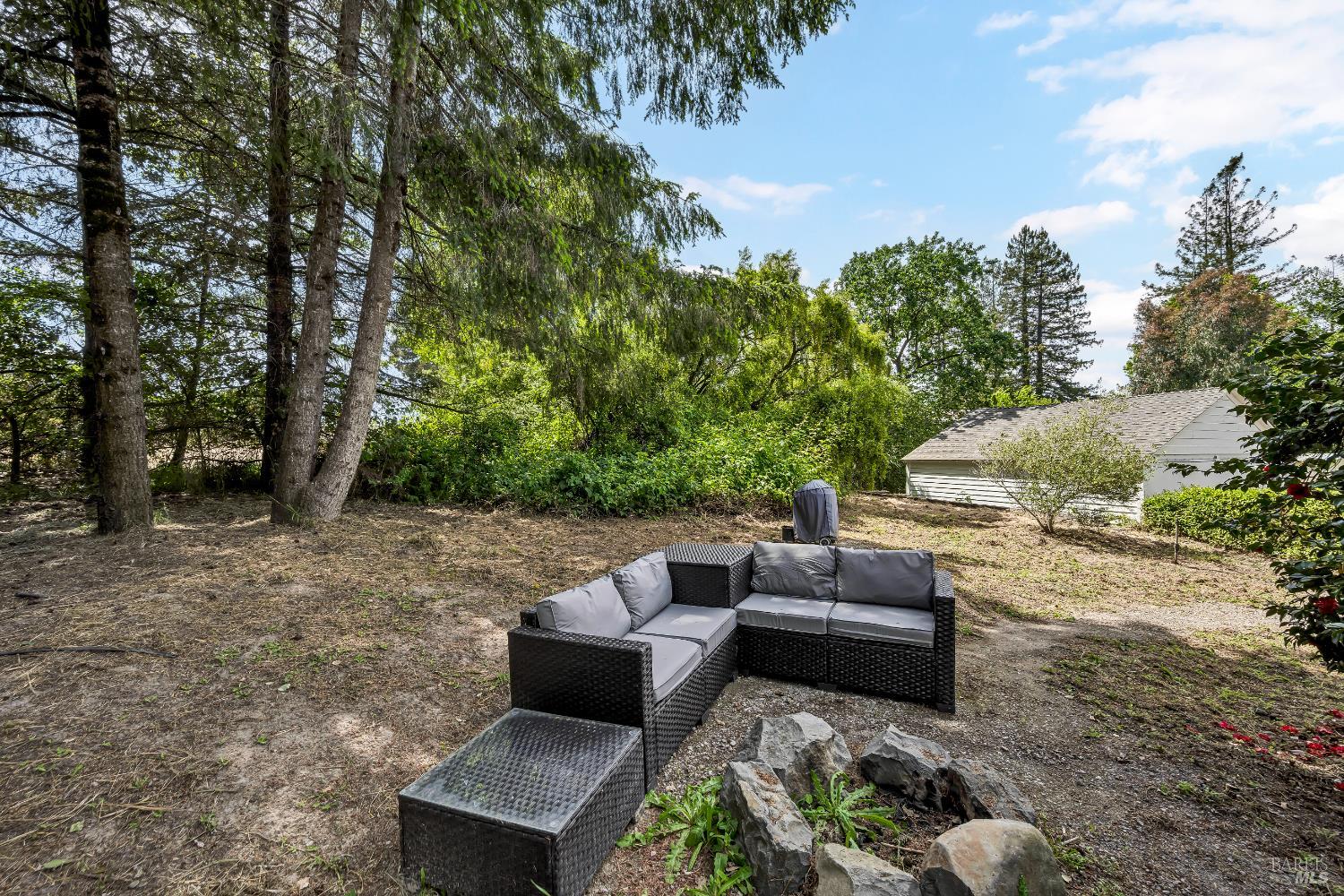 1466 Cooper Rd
